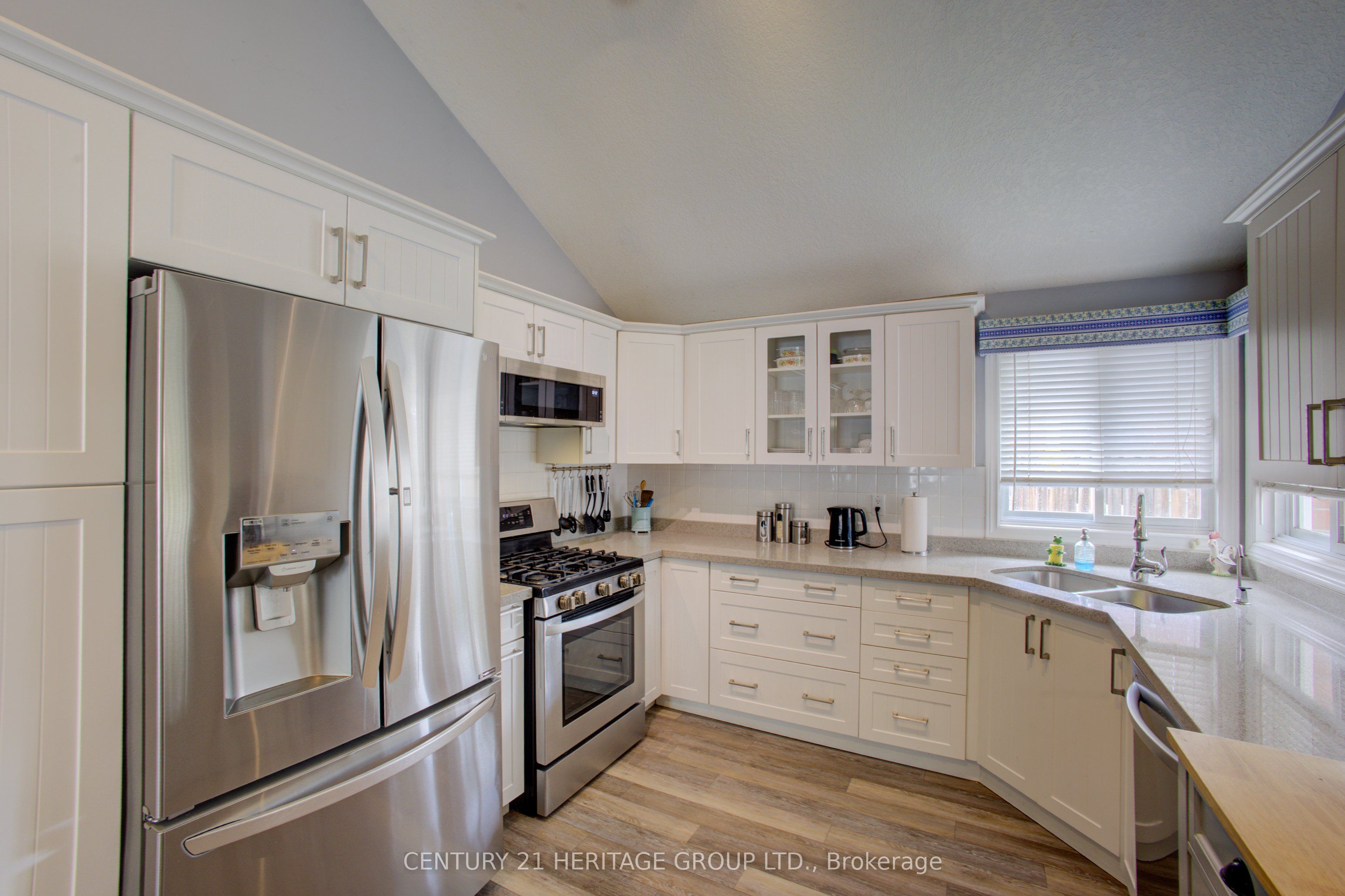 137 Queen Street Property Photo 15
