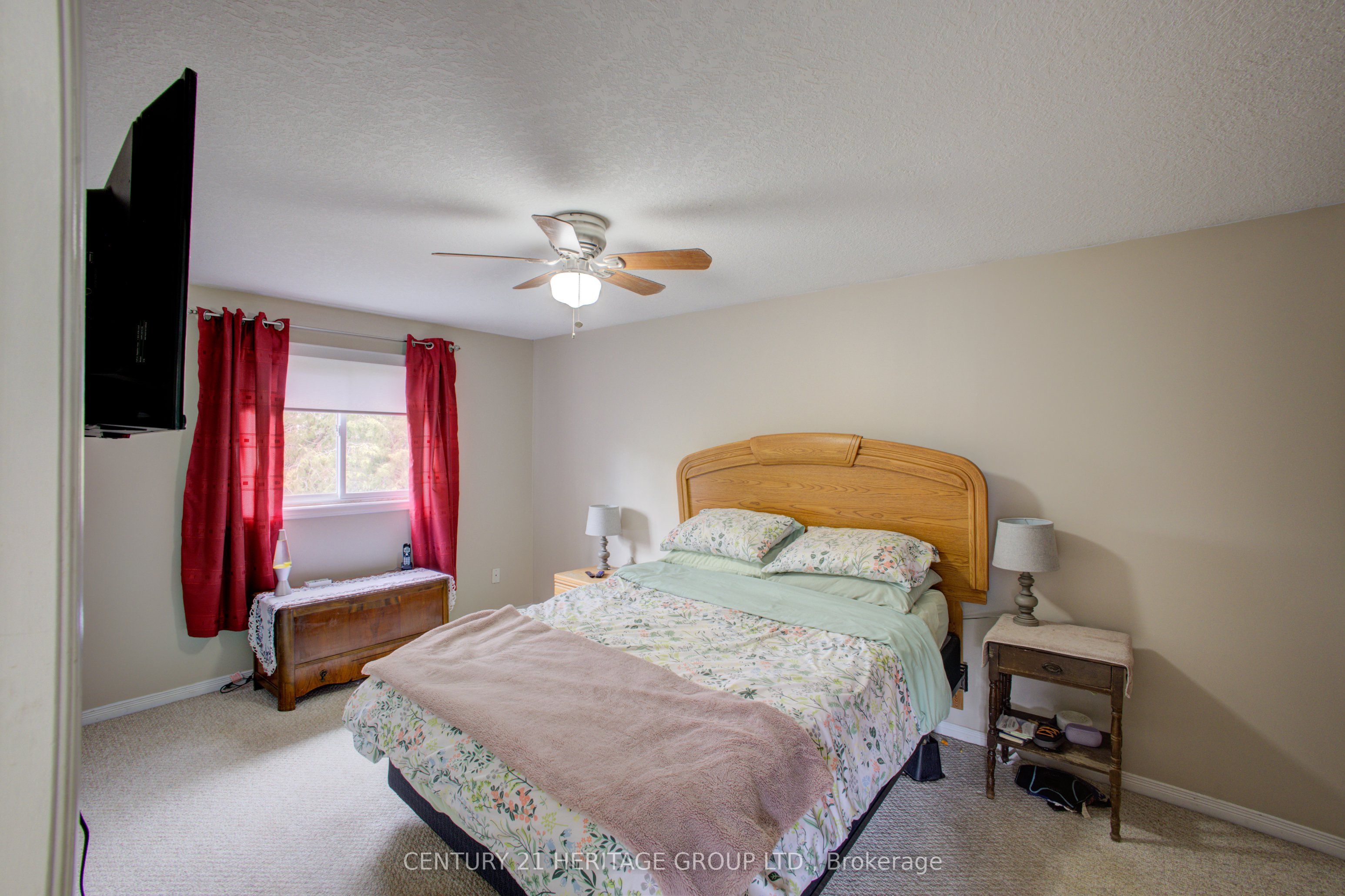137 Queen Street Property Photo 18