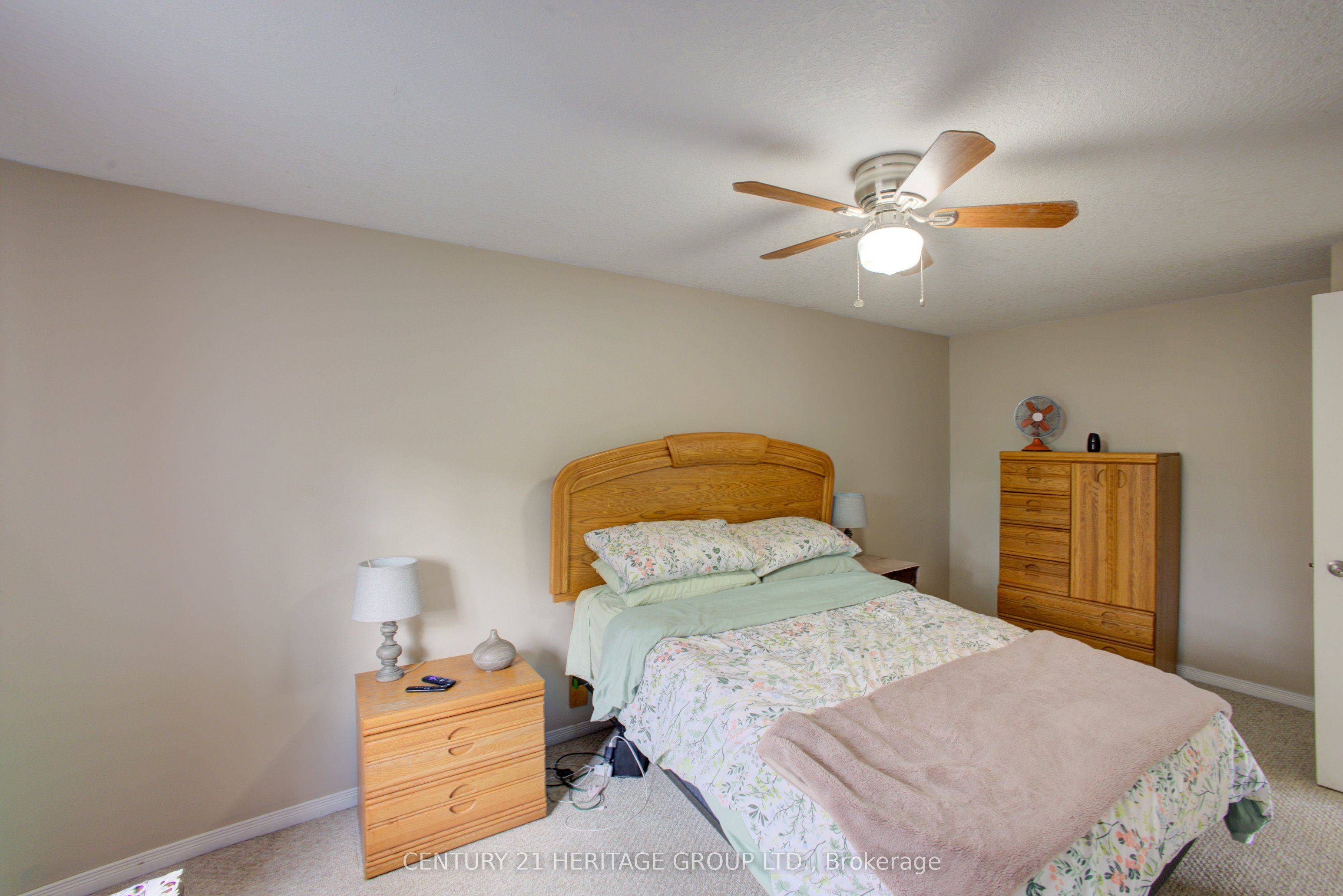 137 Queen Street Property Photo 19