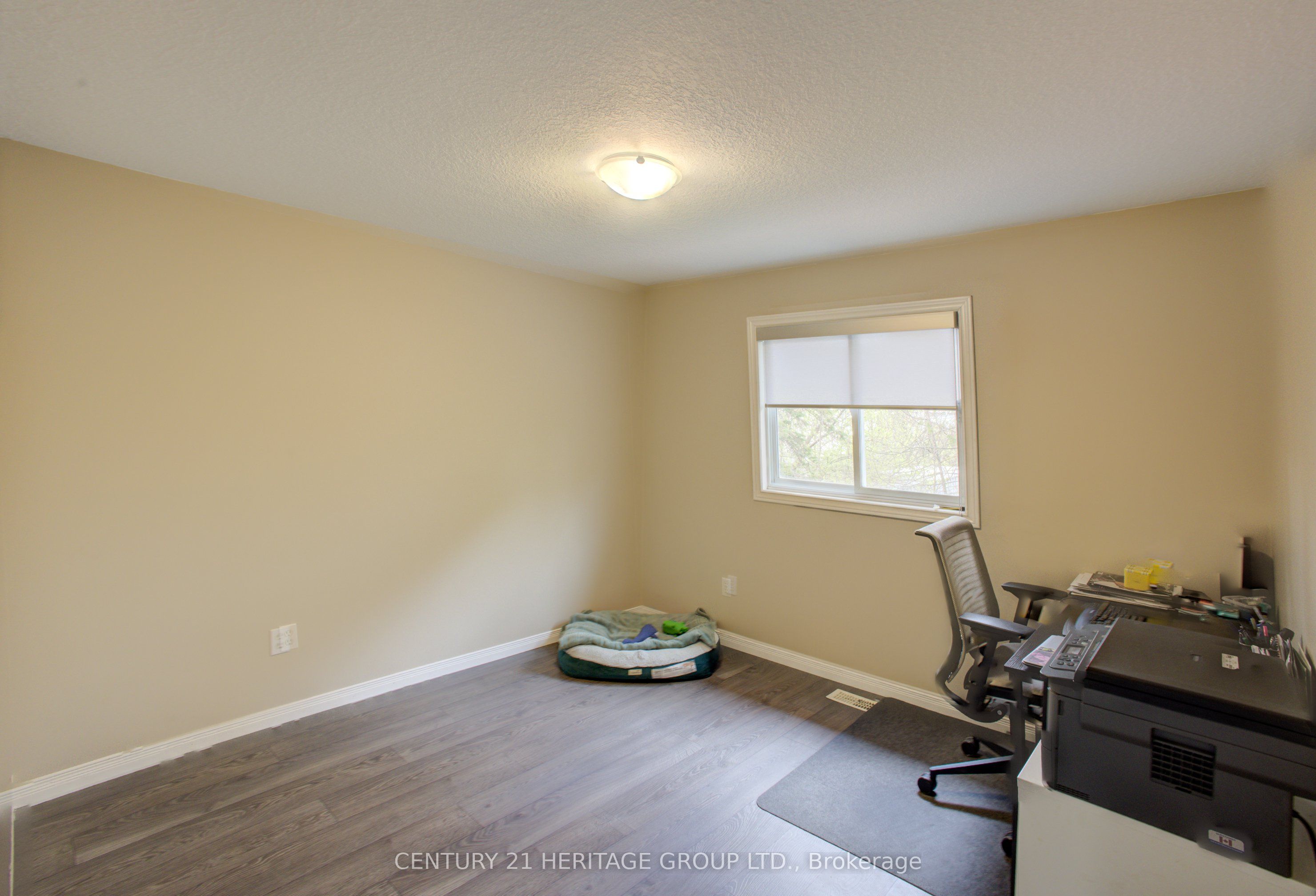 137 Queen Street Property Photo 20