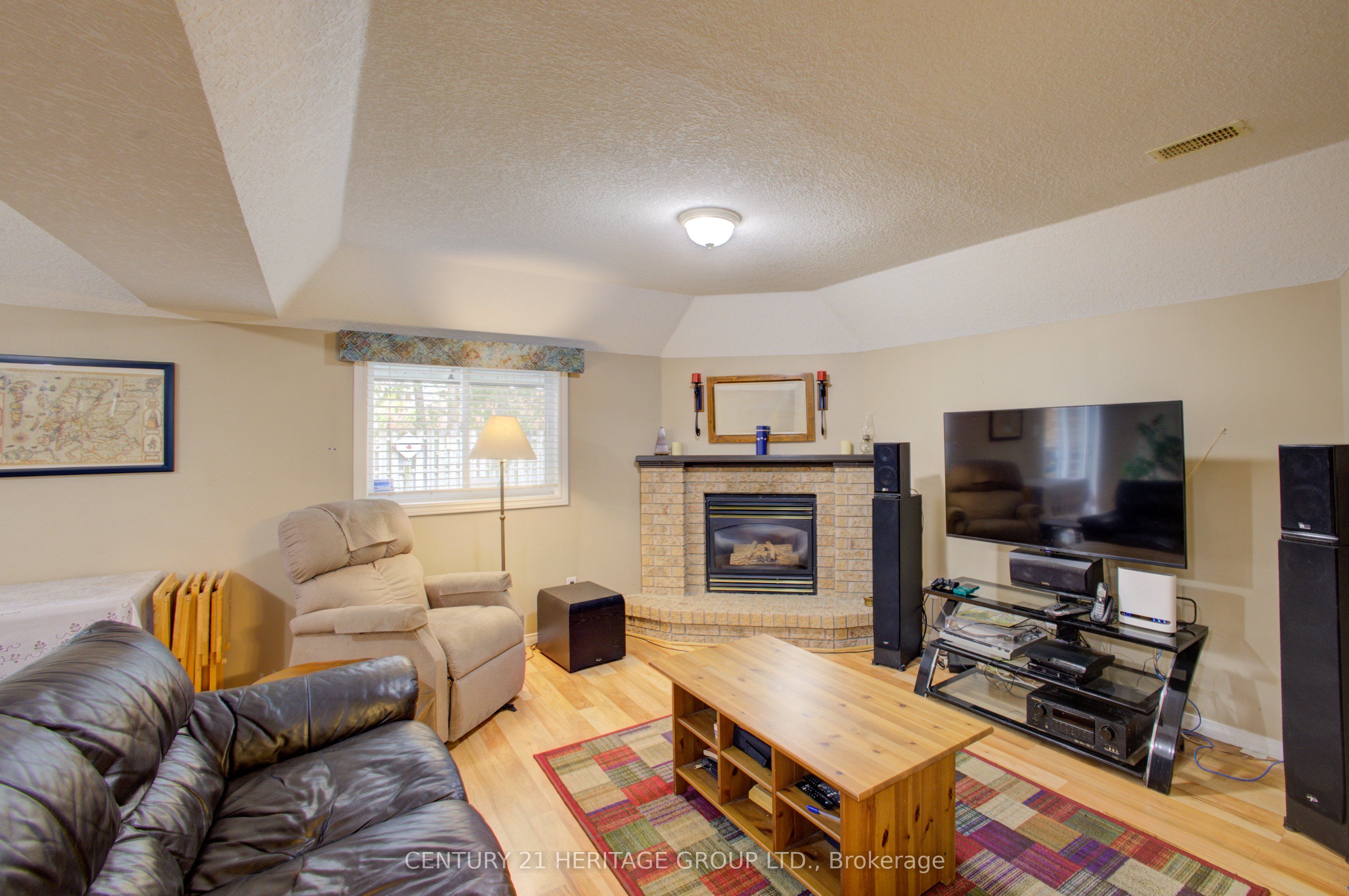 137 Queen Street Property Photo 26