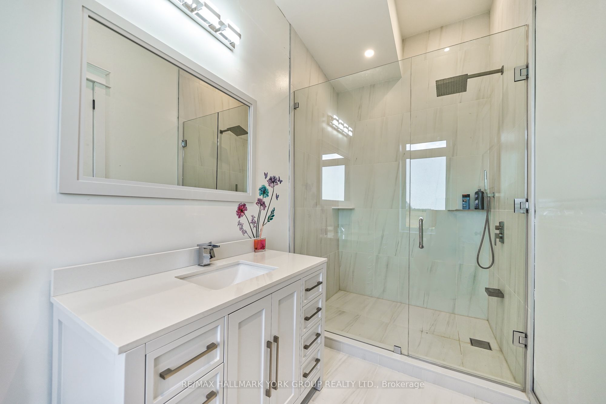 6196 Ravenshoe Road Property Photo 33