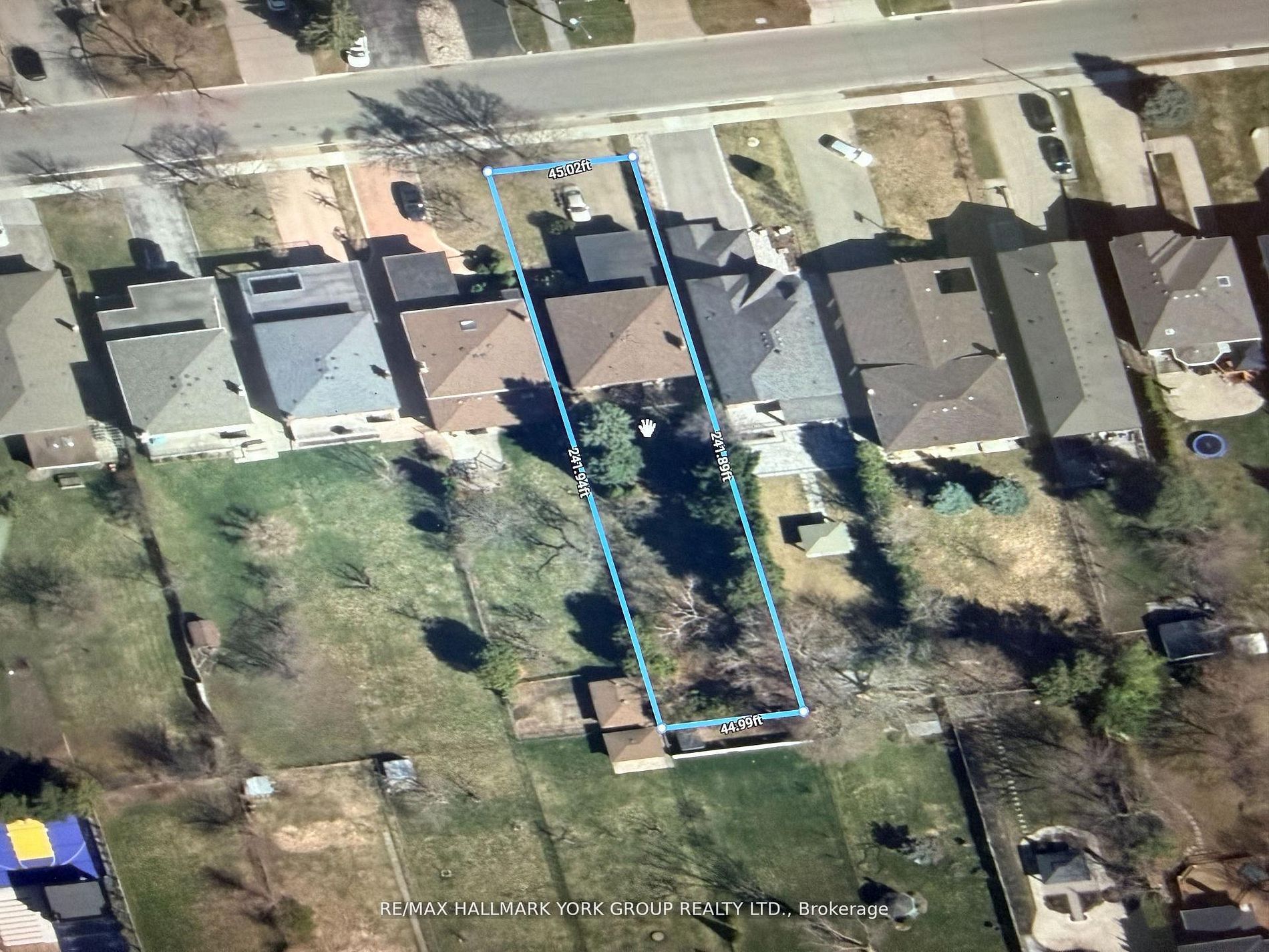 75 Spruce Avenue Property Photo 4