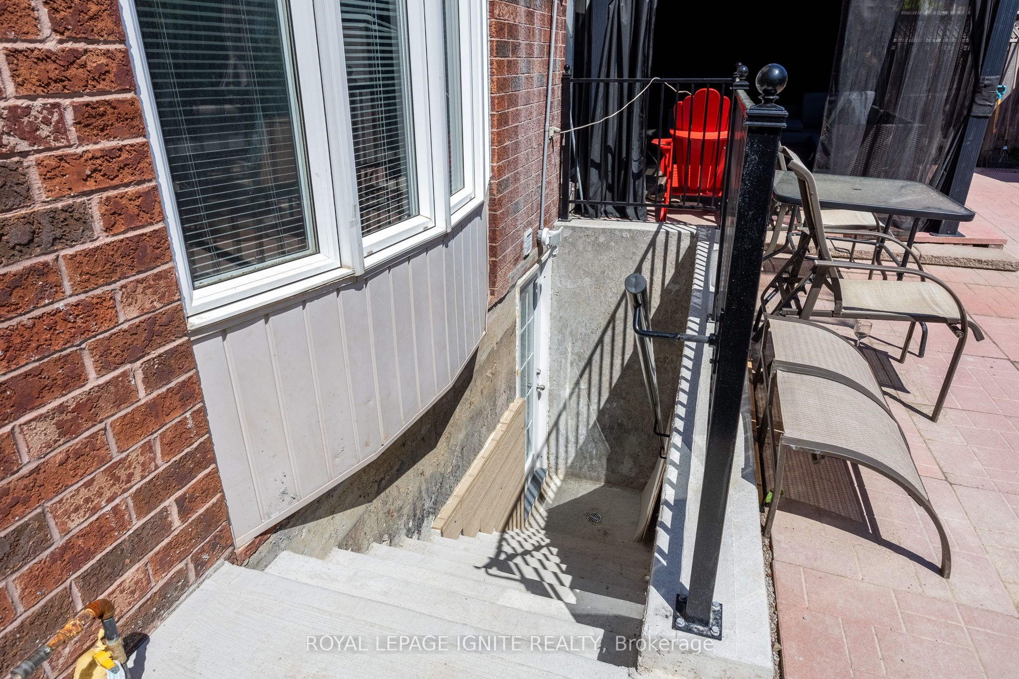 7 Vecchia Street Bsmt Property Photo 8