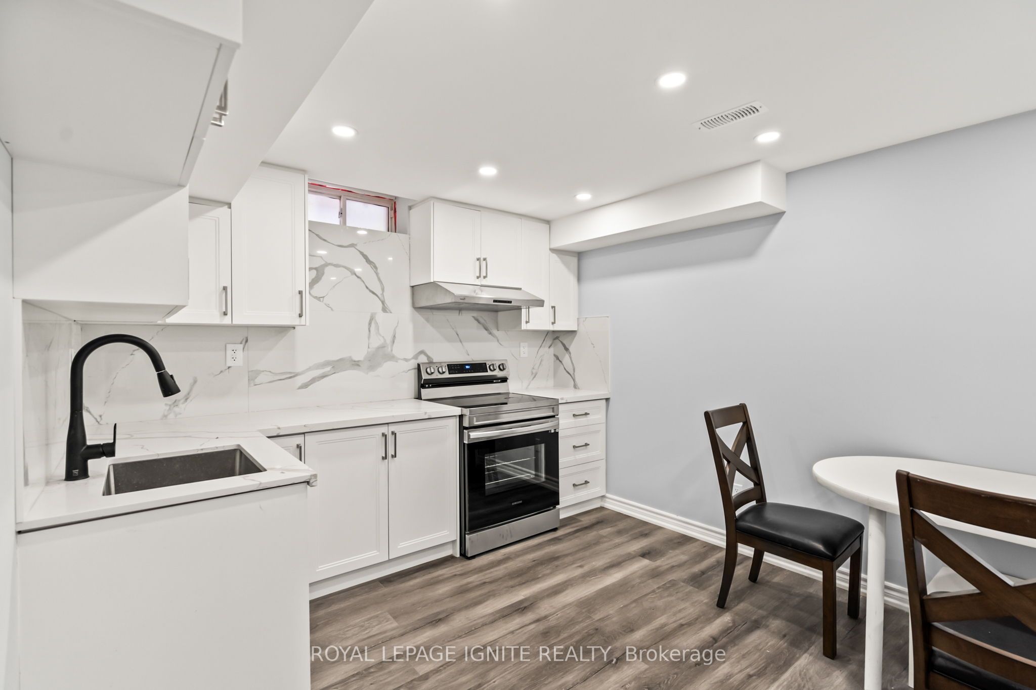 7 Vecchia Street Bsmt Property Photo 16