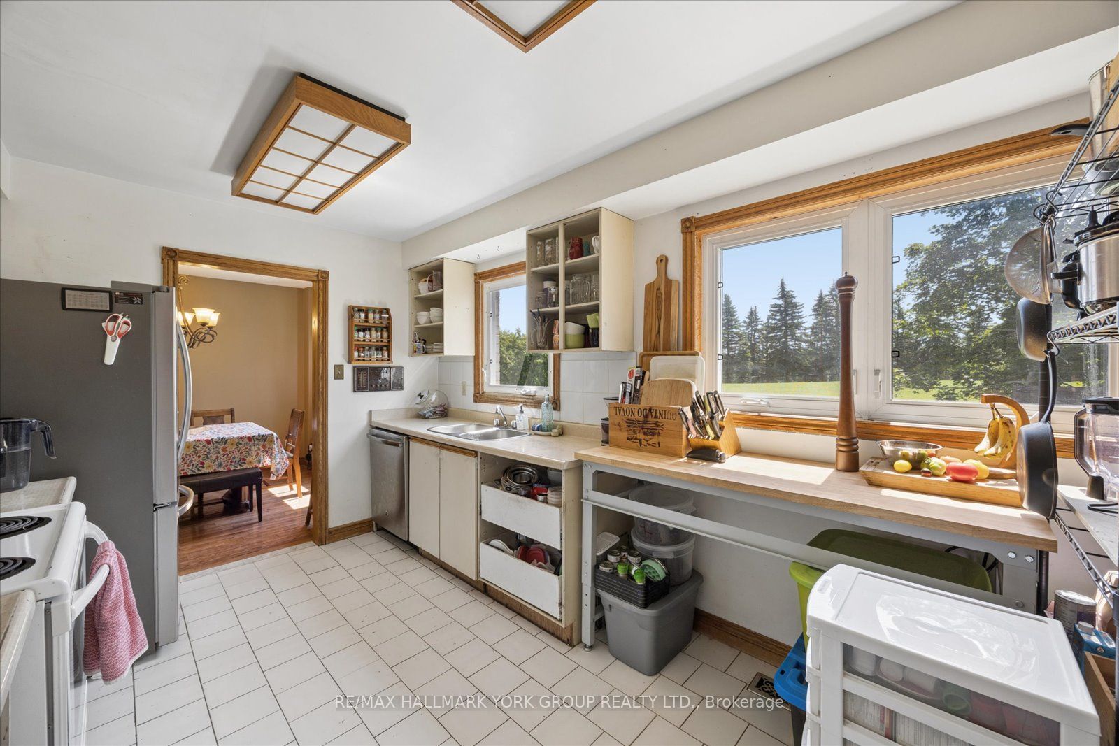 458 Chester Avenue Property Photo 10