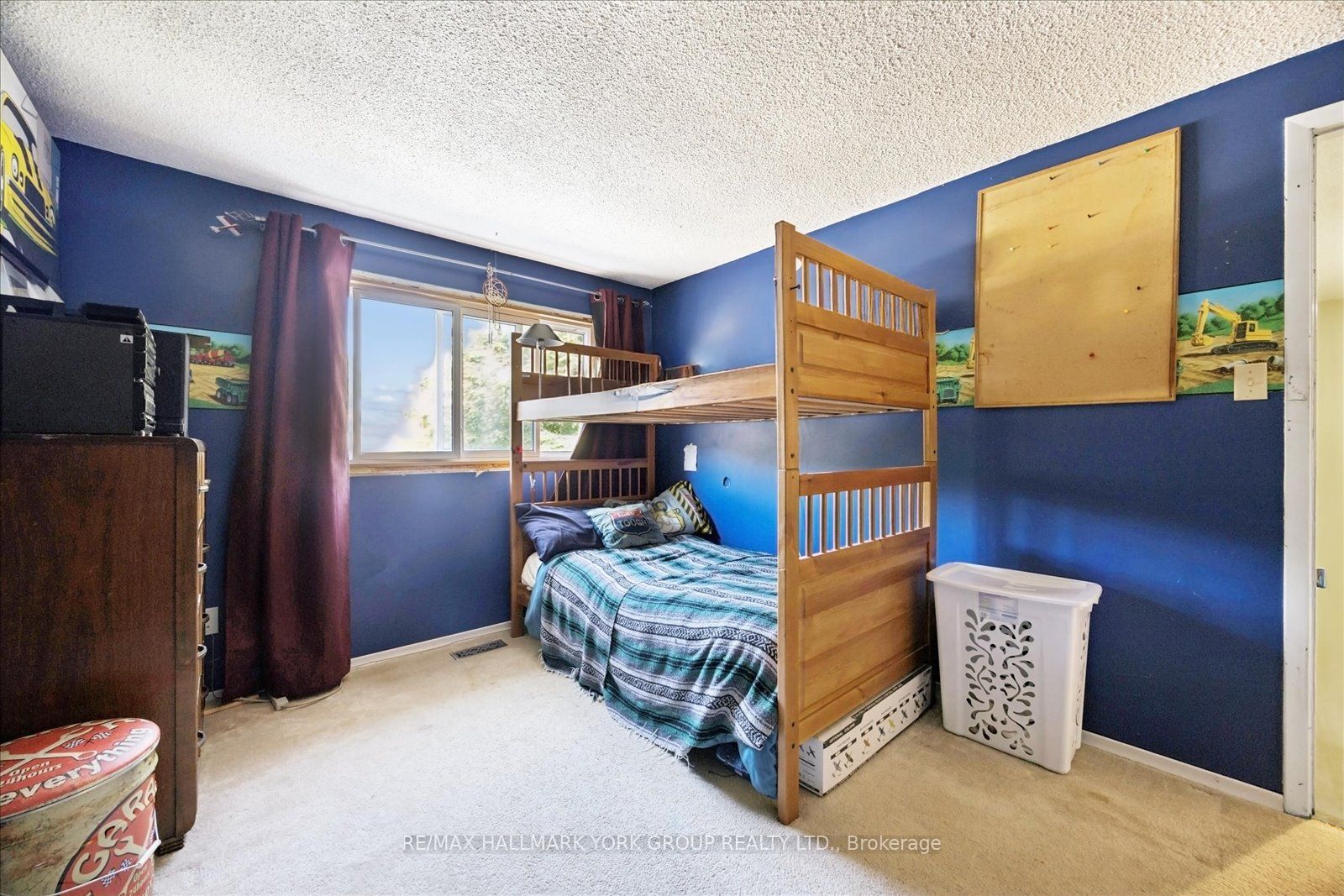 458 Chester Avenue Property Photo 25