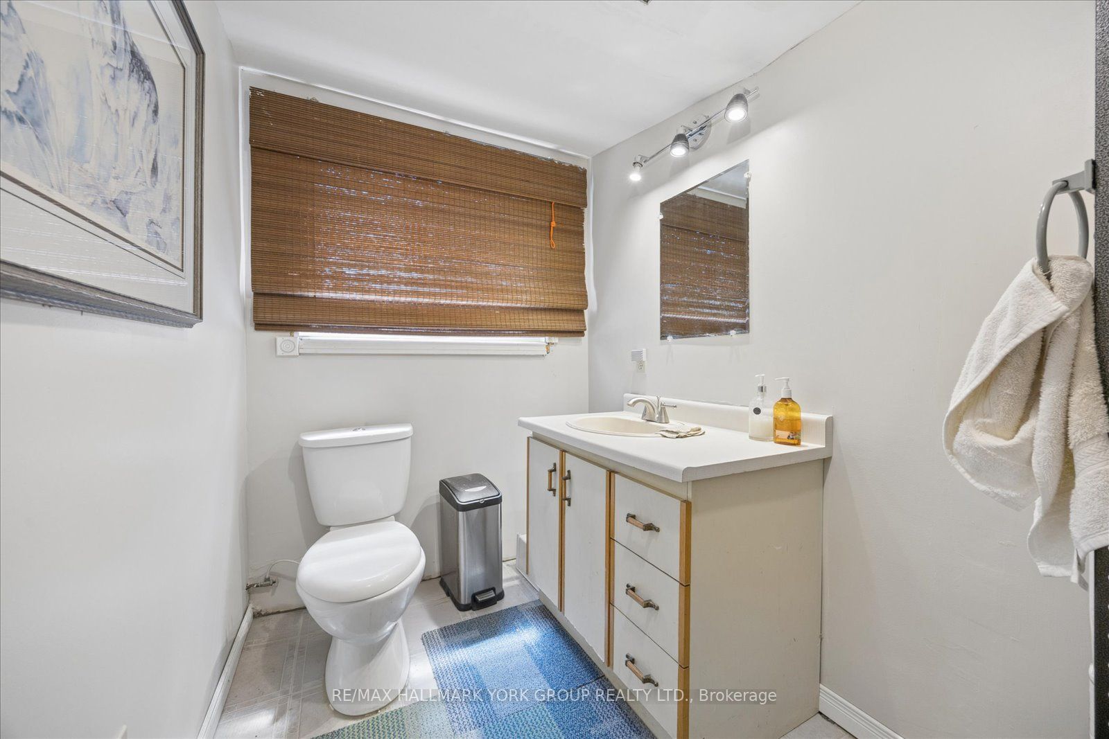 458 Chester Avenue Property Photo 34