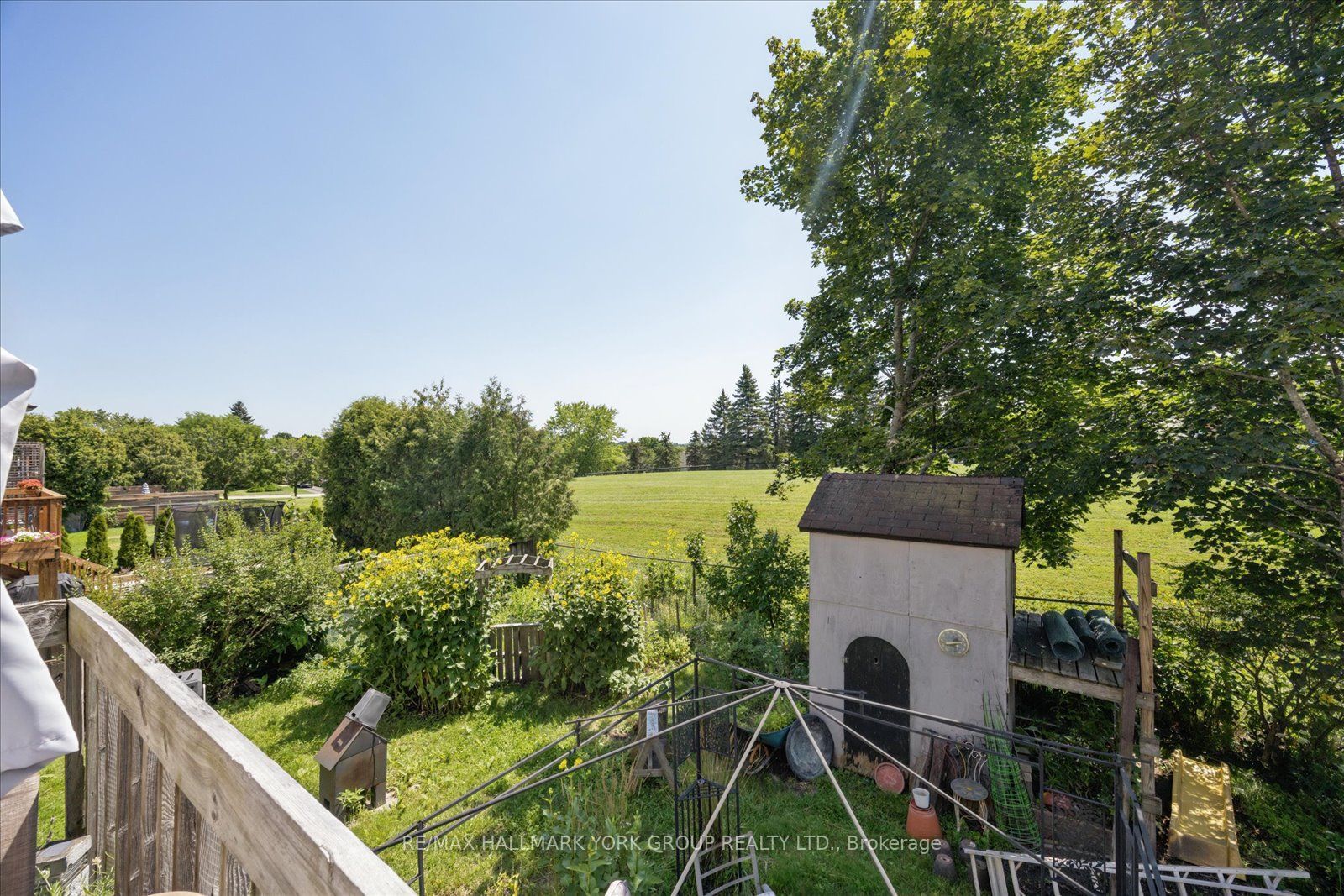 458 Chester Avenue Property Photo 42