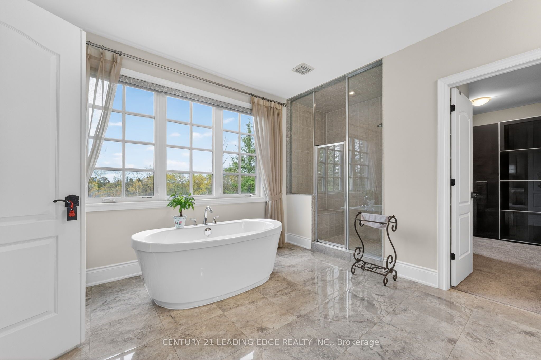 33 Stollery Pond Crescent Property Photo 27