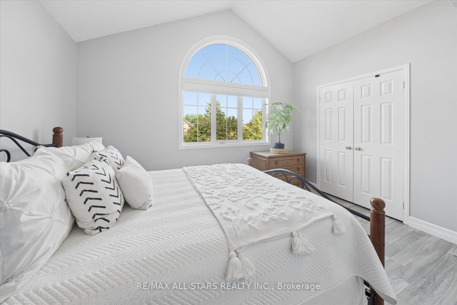 36 Burnaby Drive Property Photo 24