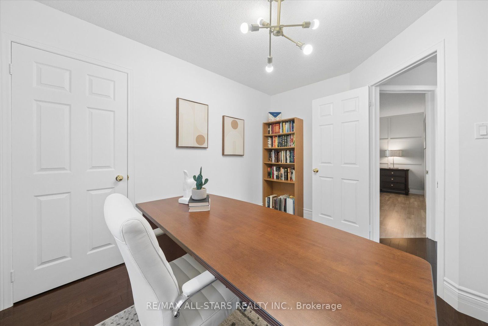 36 Burnaby Drive Property Photo 27