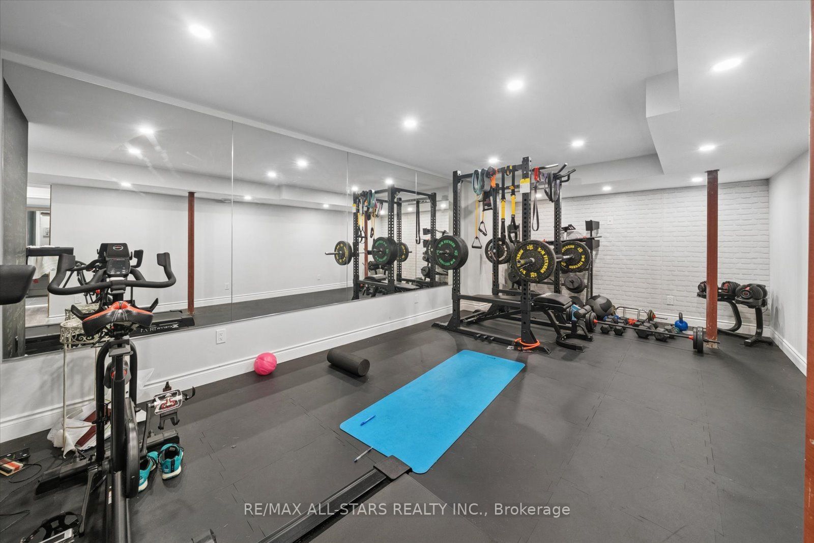 36 Burnaby Drive Property Photo 33