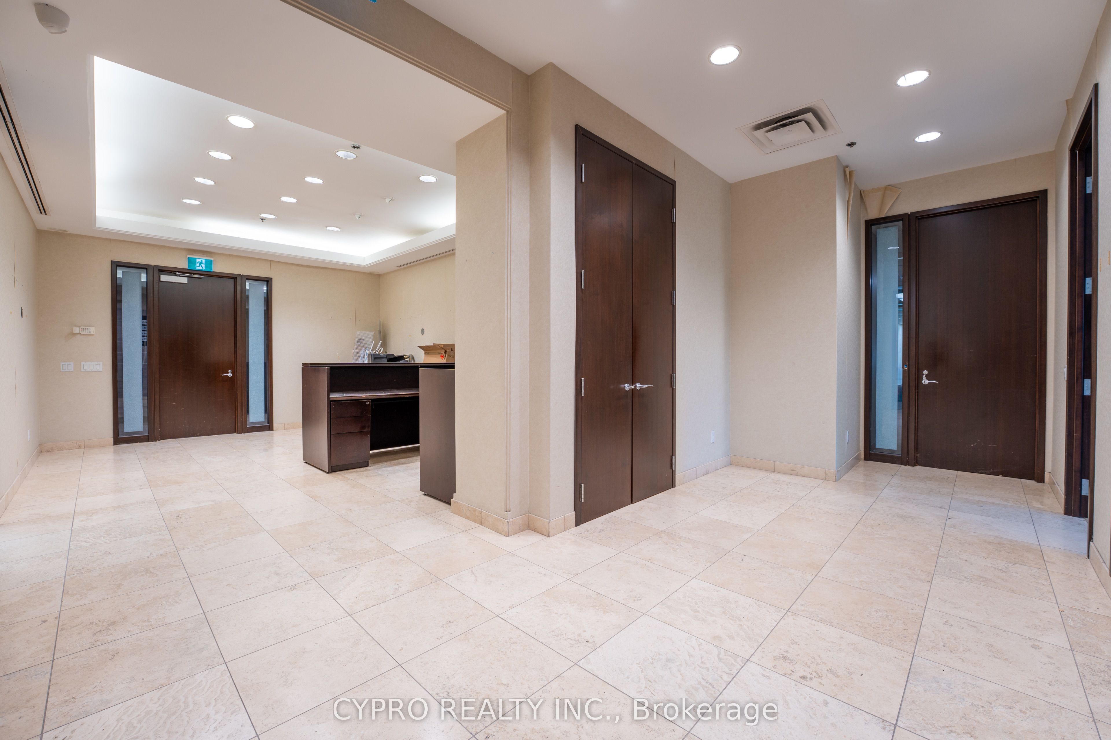 3190 Steeles Avenue 300 Property Photo 8