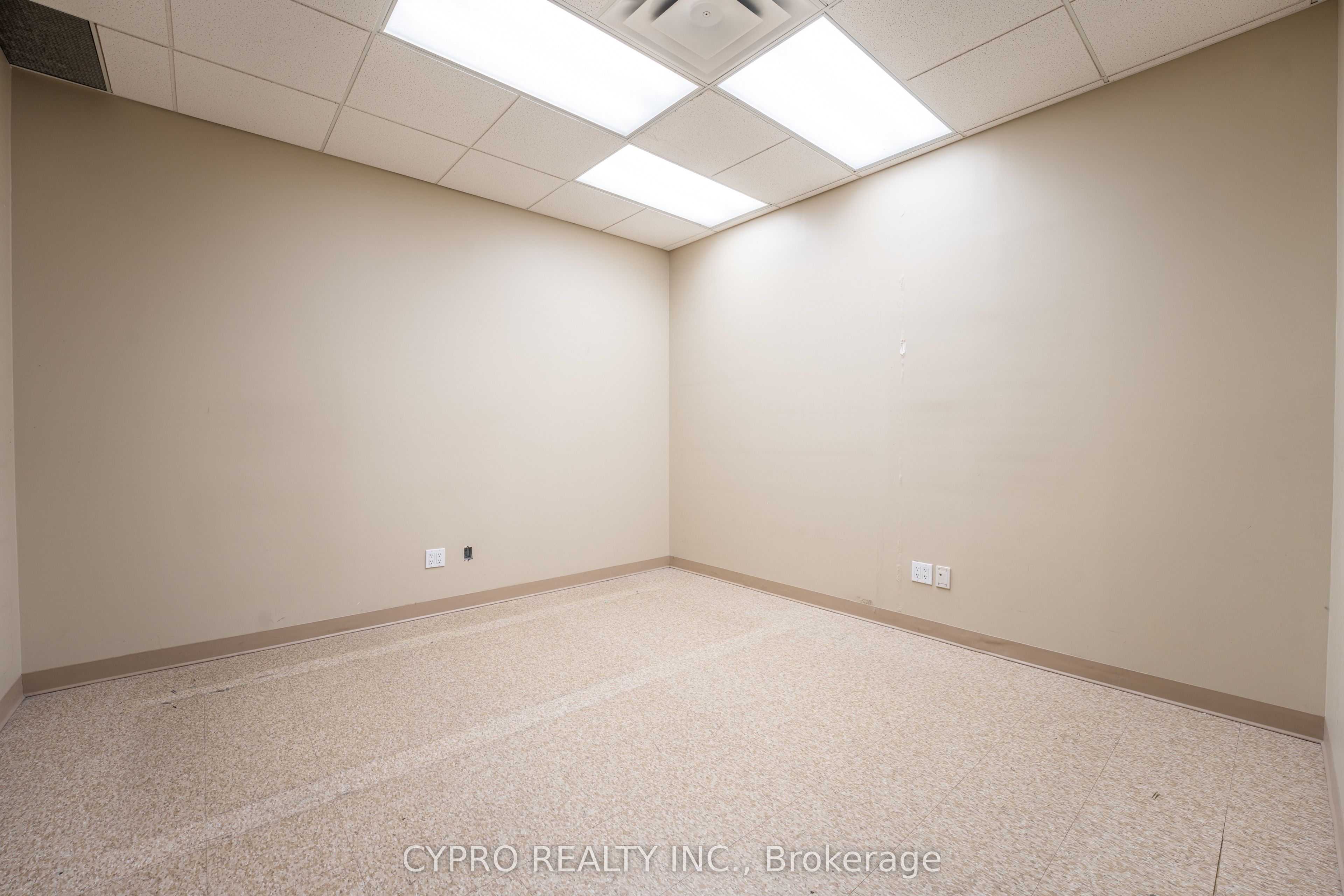 3190 Steeles Avenue 300 Property Photo 10