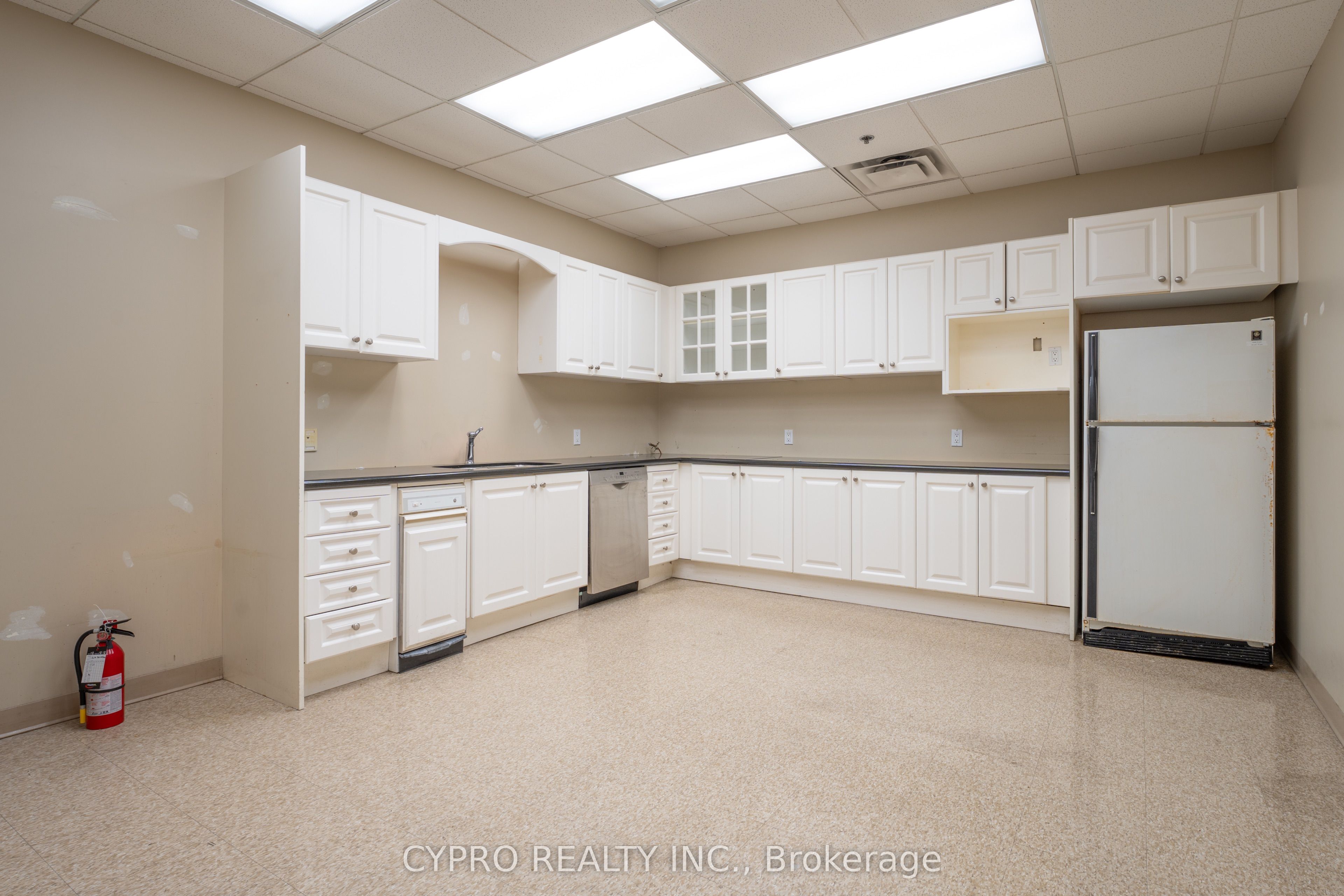 3190 Steeles Avenue 300 Property Photo 17