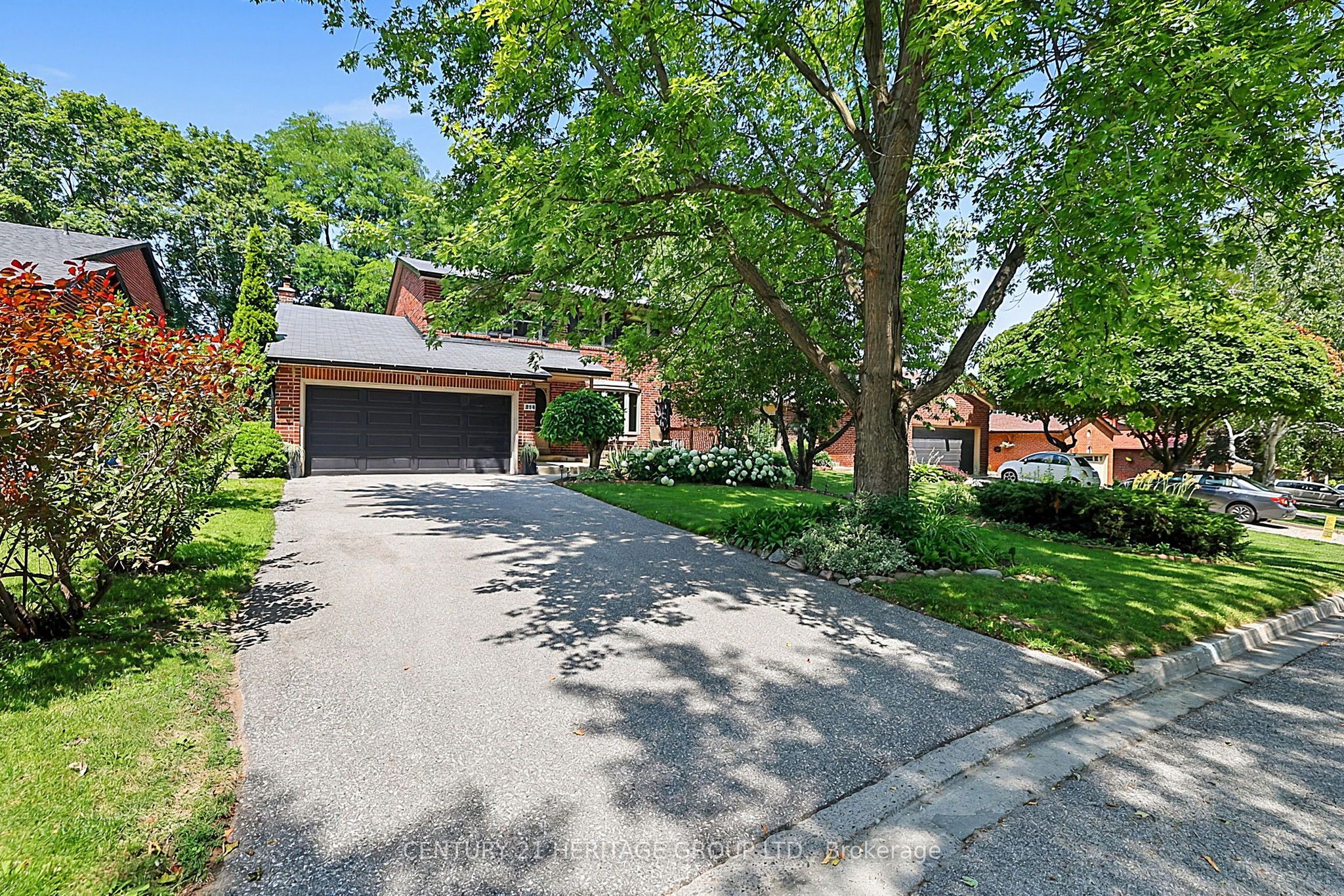 214 Lancaster Avenue Property Photo 2
