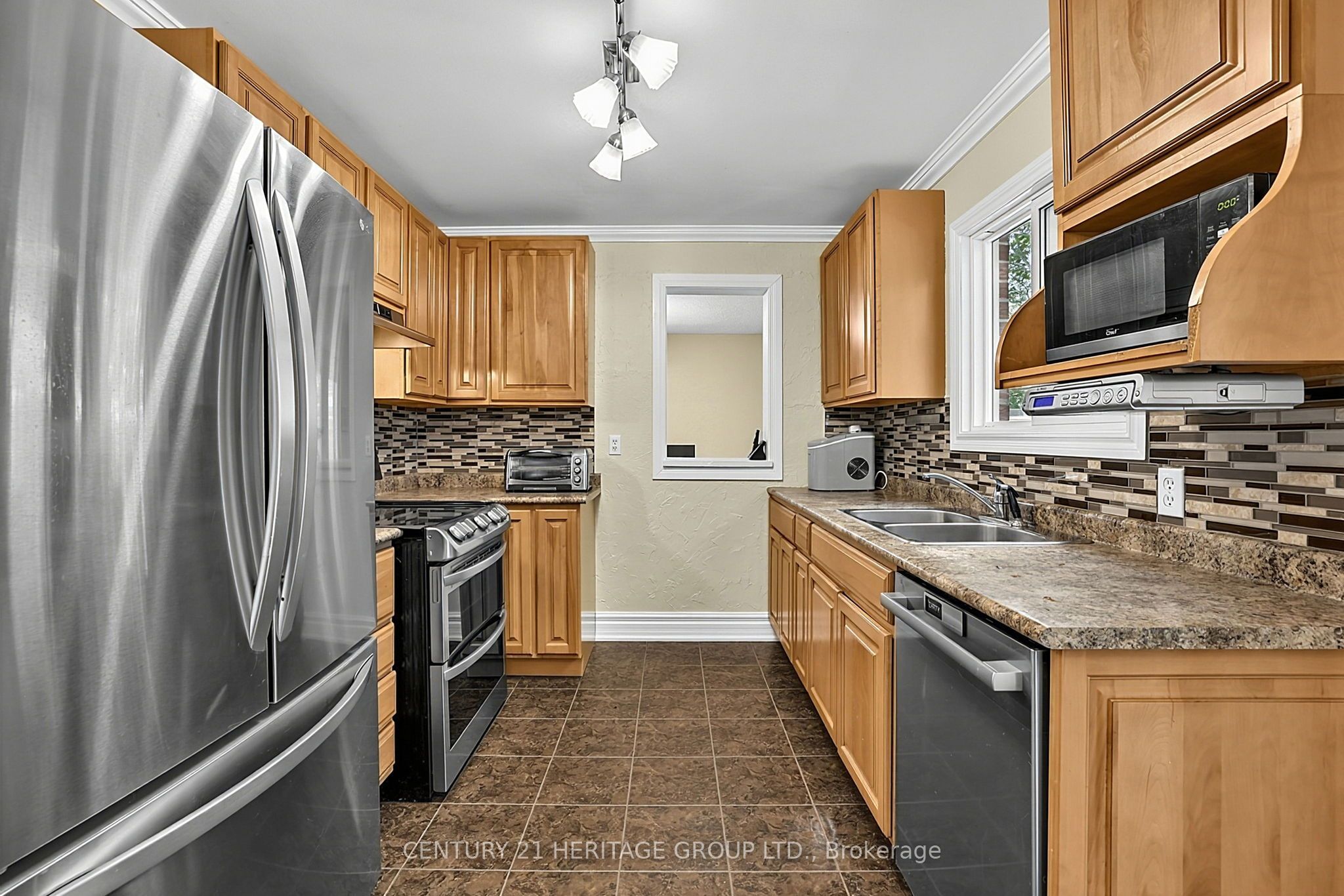 214 Lancaster Avenue Property Photo 13