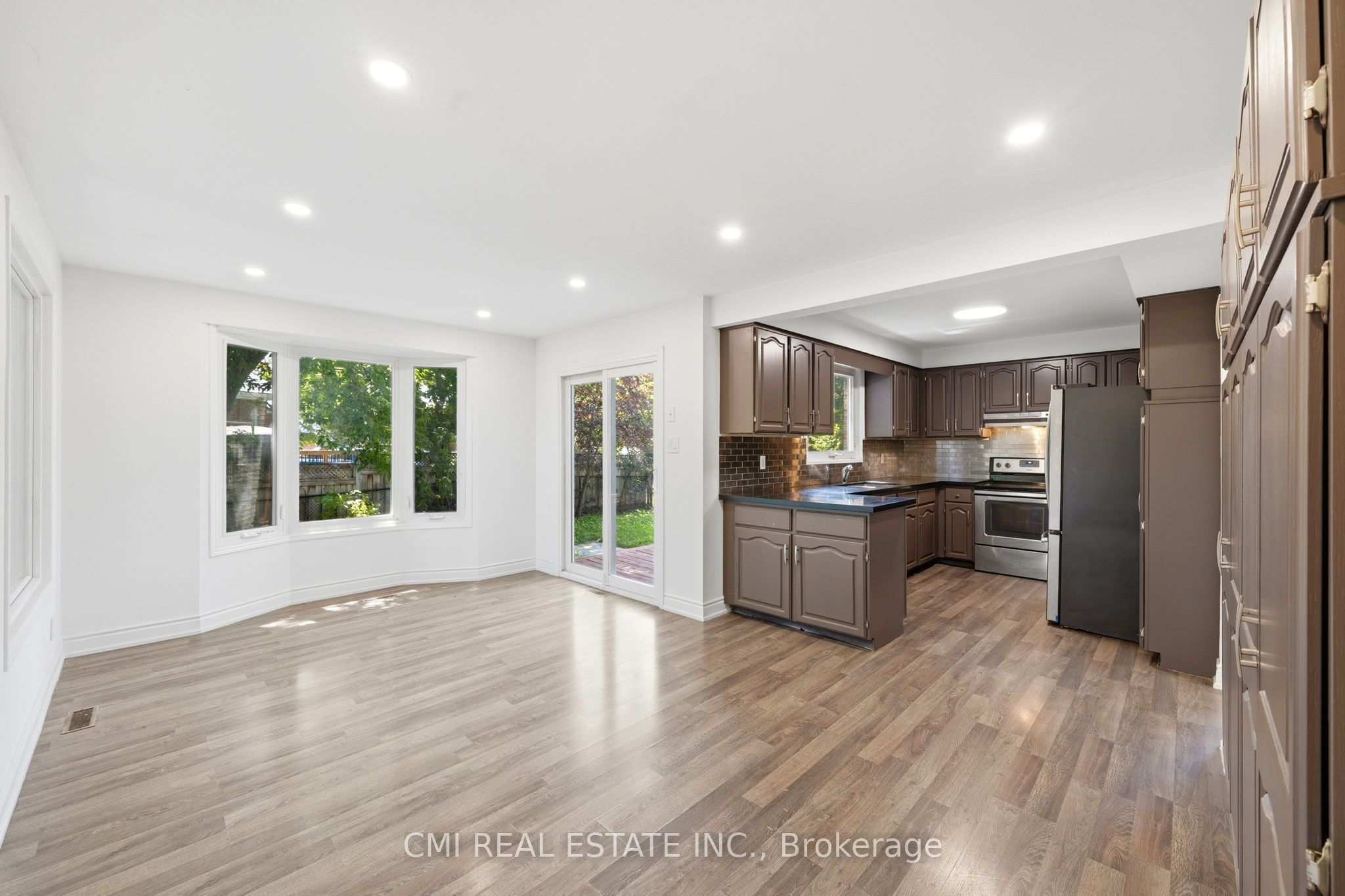 39 Camrose Drive Property Photo 9