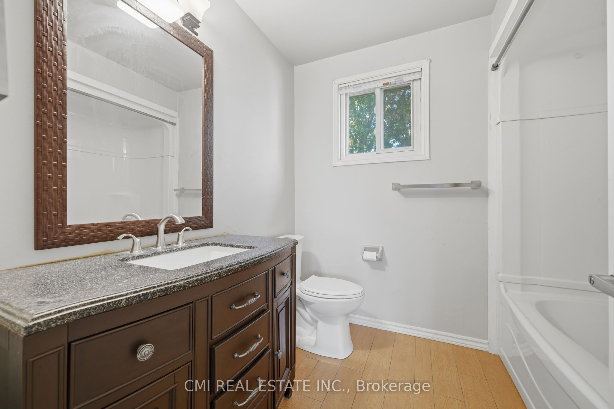 39 Camrose Drive Property Photo 28