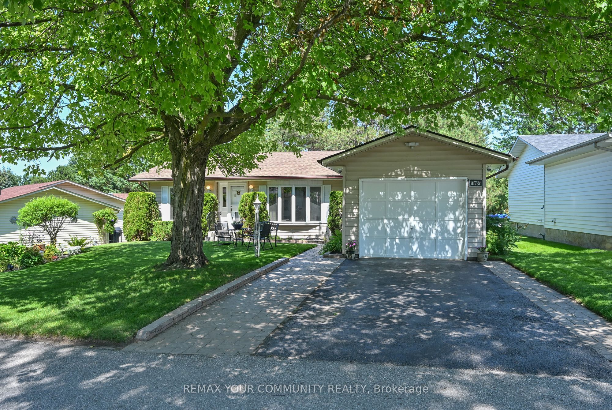 76 Tecumseth Pines Drive Property Photo 2