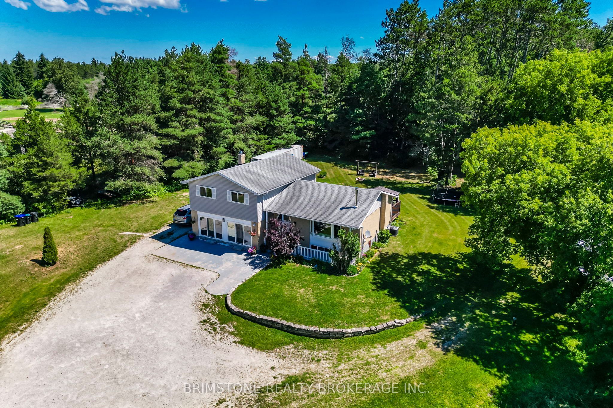 8231 56 County Road Property Photo 3
