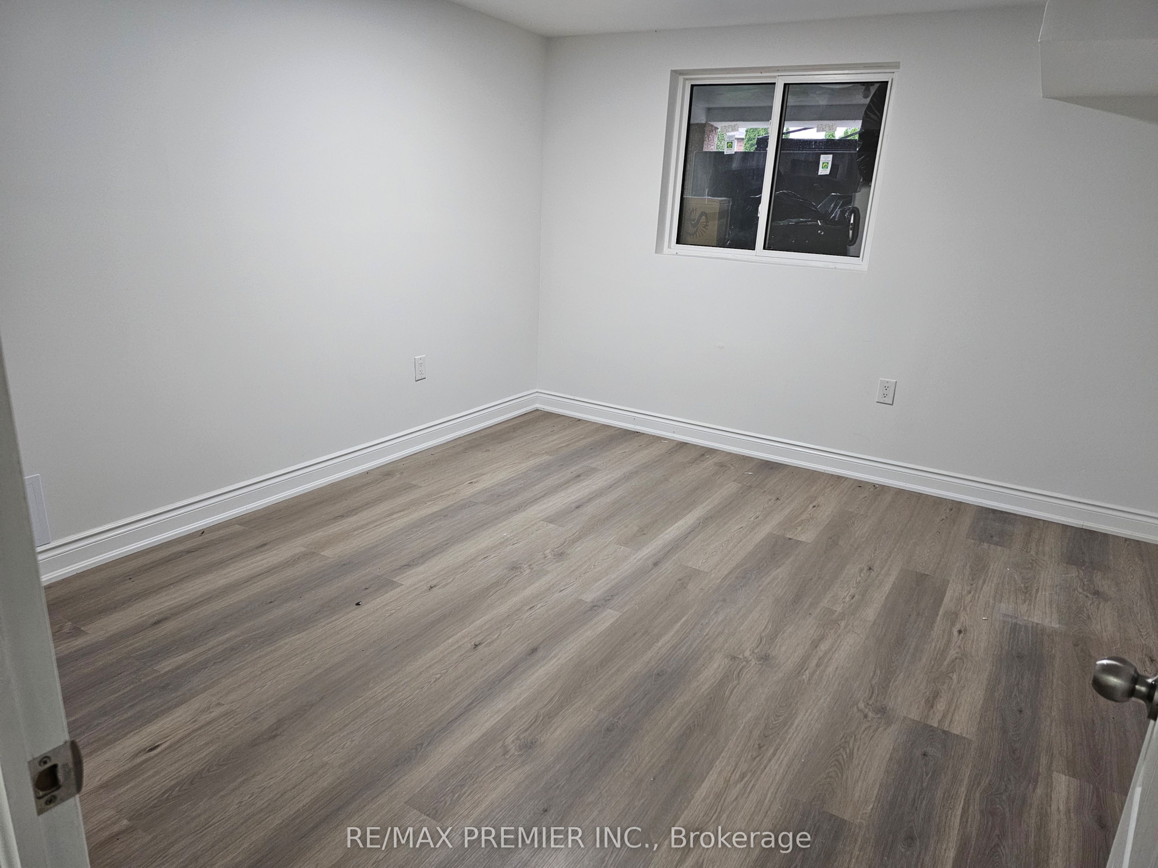 16 Vineyard Court B - Basement Property Photo 8