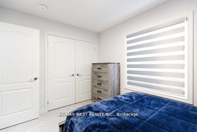 31 Frederick Taylor Way Property Photo 17
