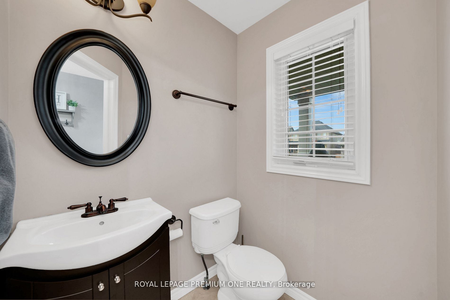 31 Stevenson Street Property Photo 6