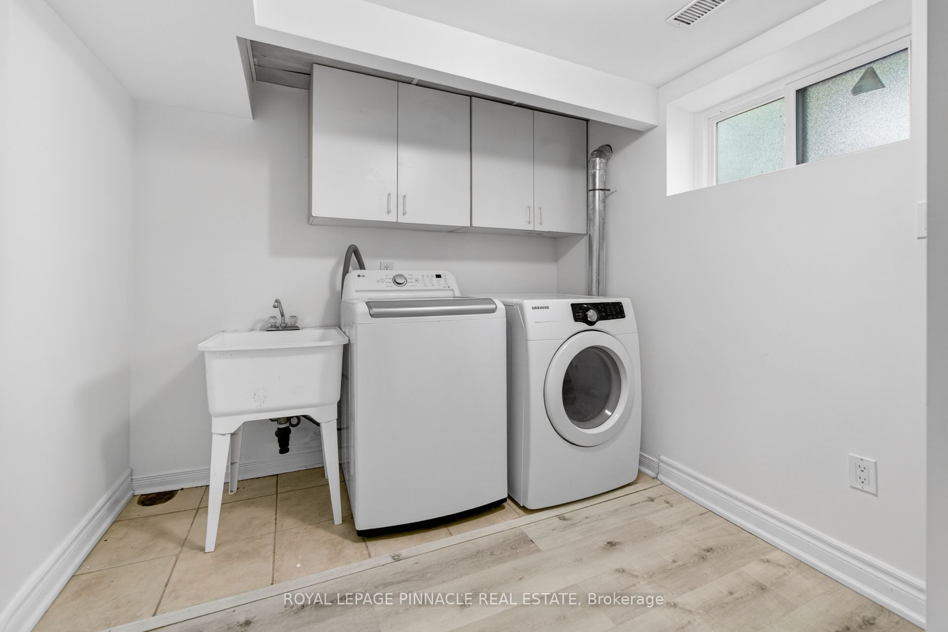 11 Elizabeth Street Property Photo 34