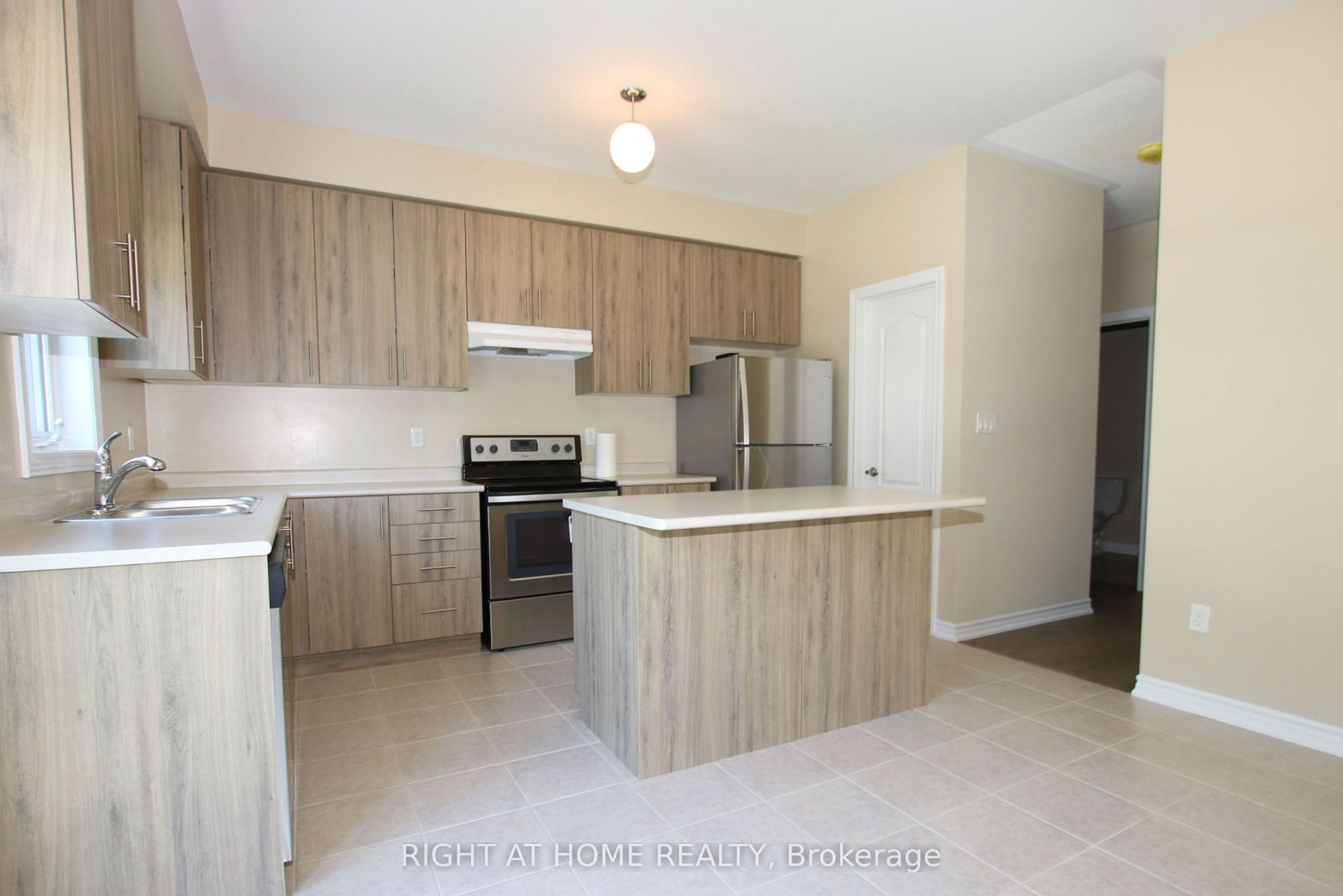 49 Milson Crescent Property Photo 3