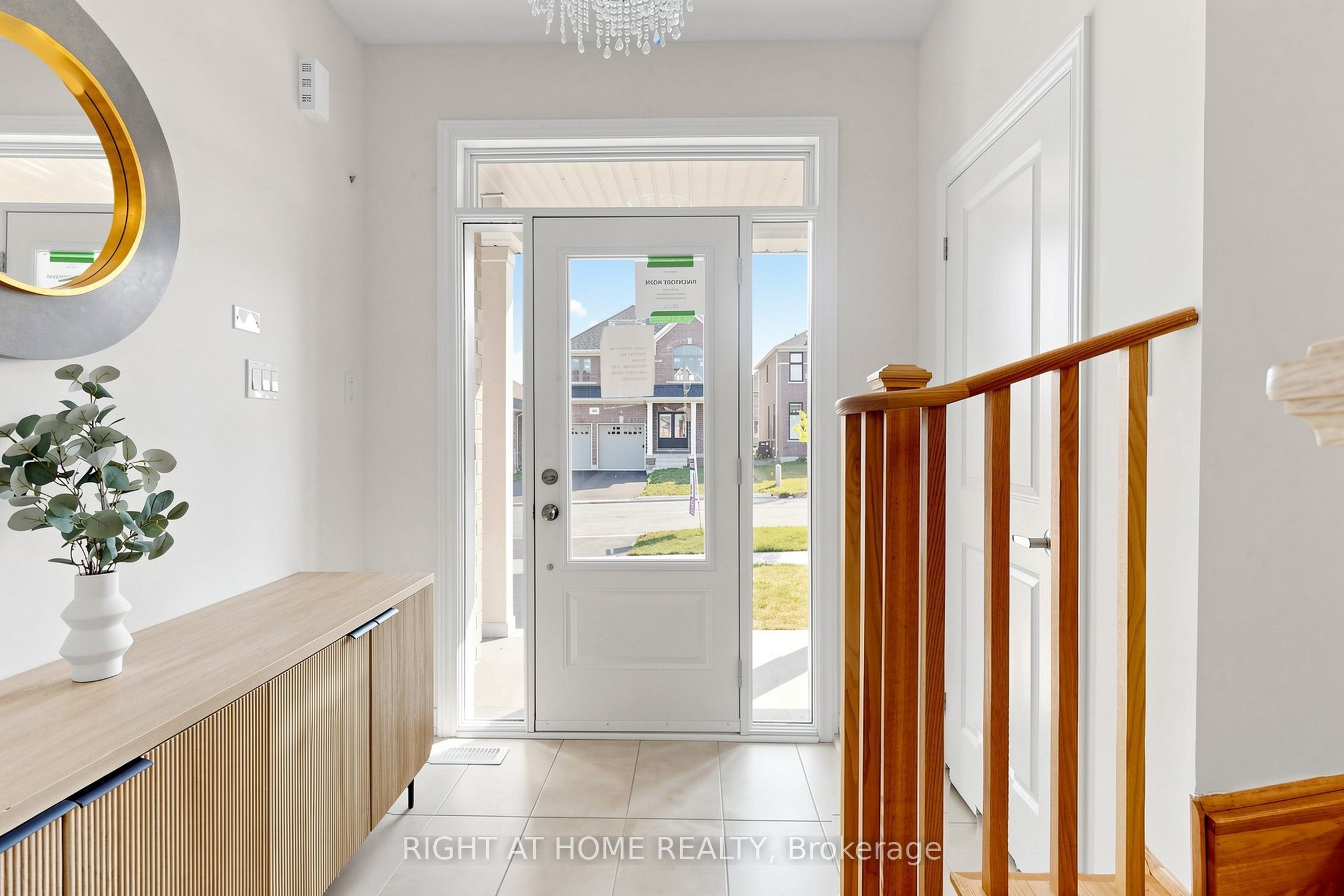 40 Ainslie Hill Crescent Property Photo 2