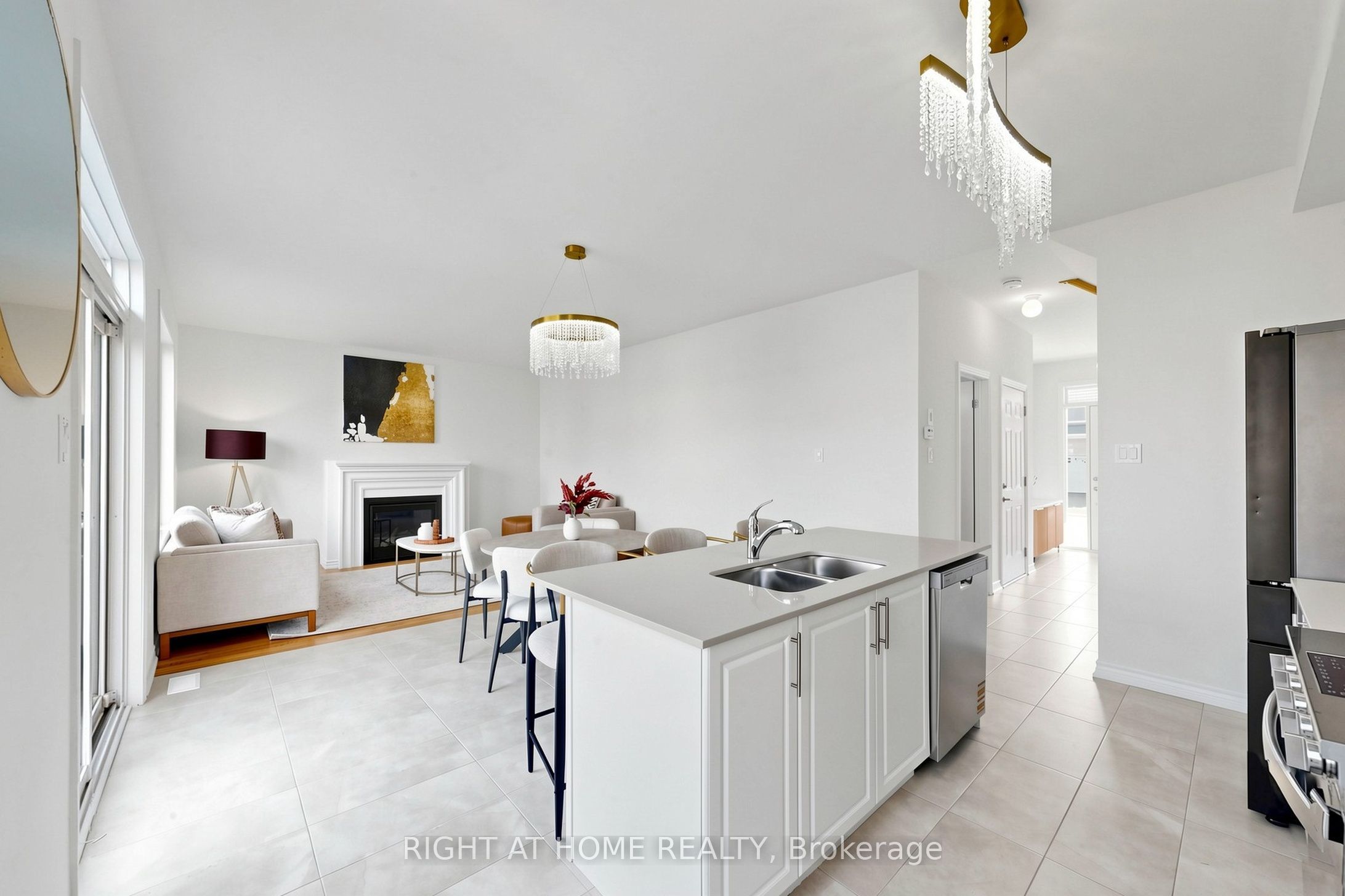 40 Ainslie Hill Crescent Property Photo 12