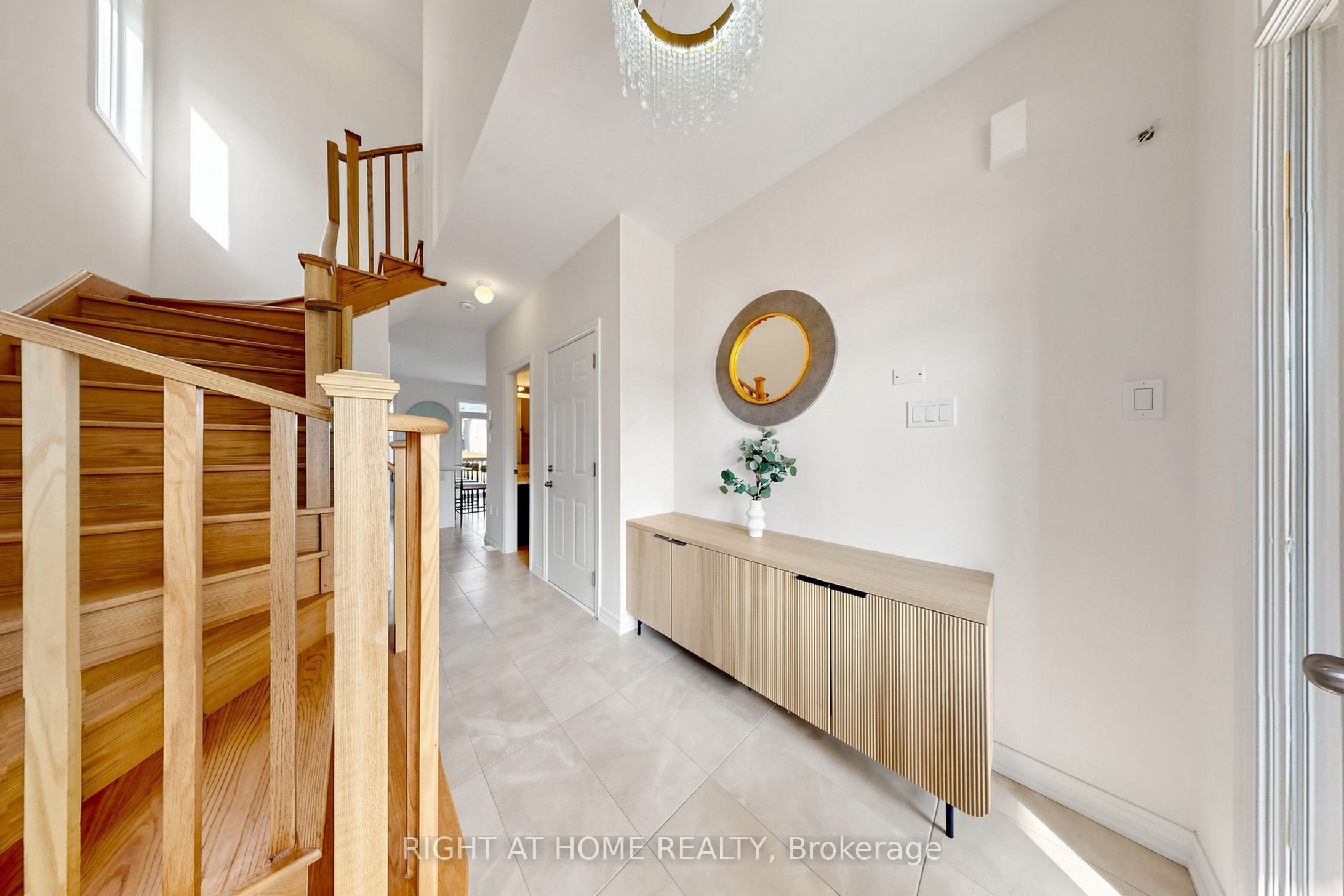 40 Ainslie Hill Crescent Property Photo 16