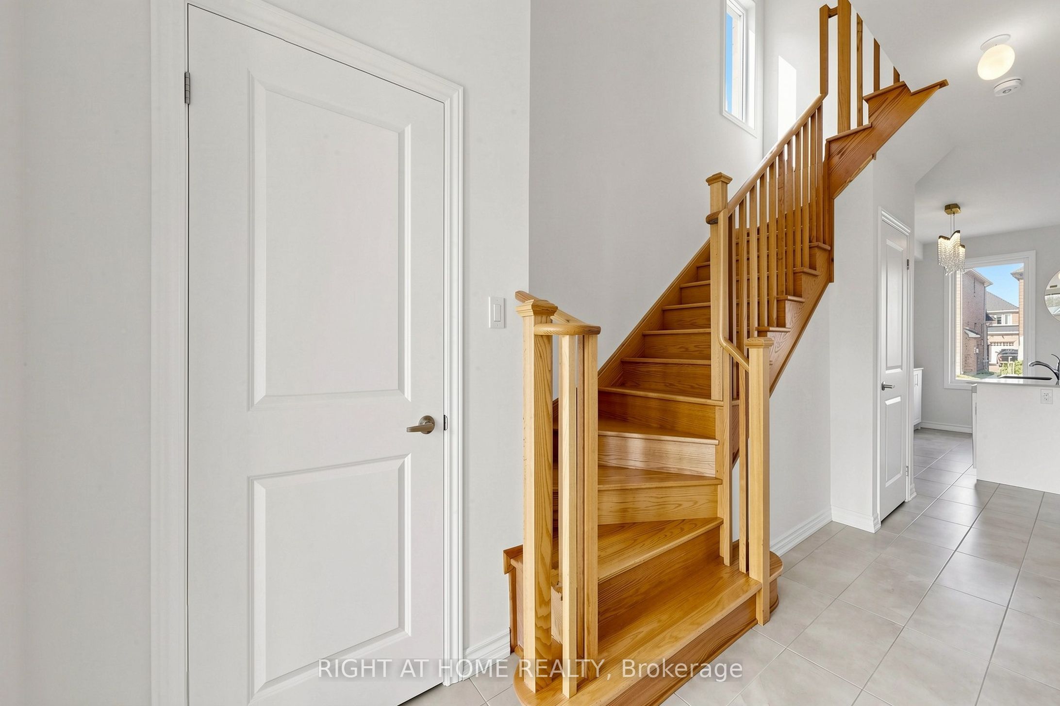 40 Ainslie Hill Crescent Property Photo 17