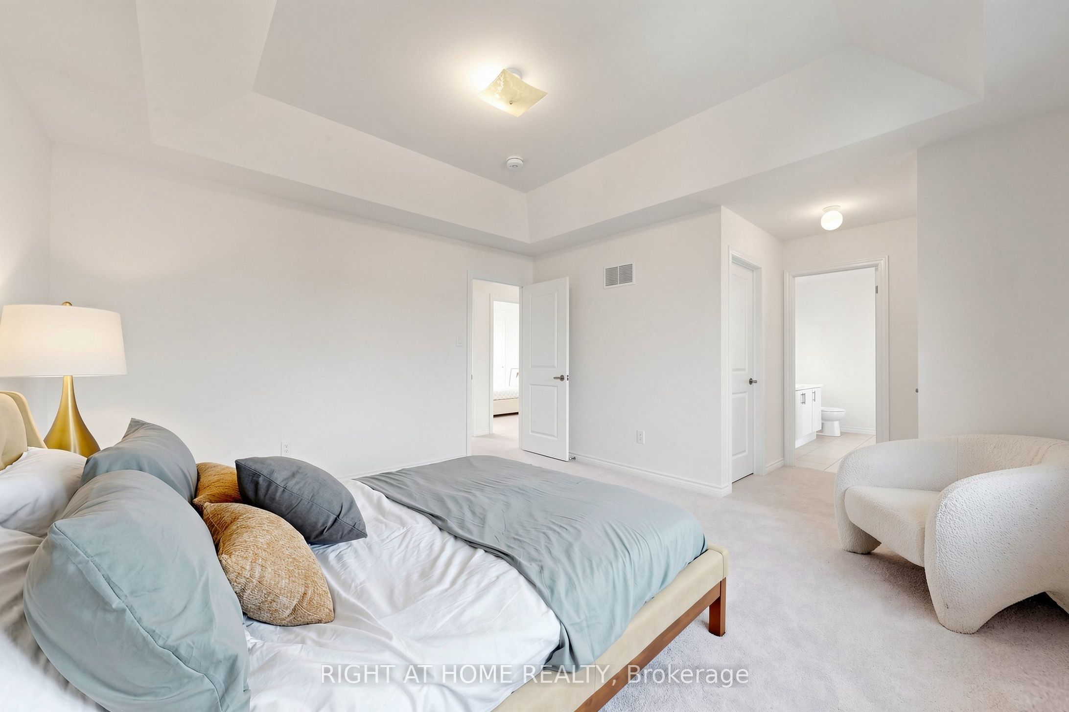 40 Ainslie Hill Crescent Property Photo 21