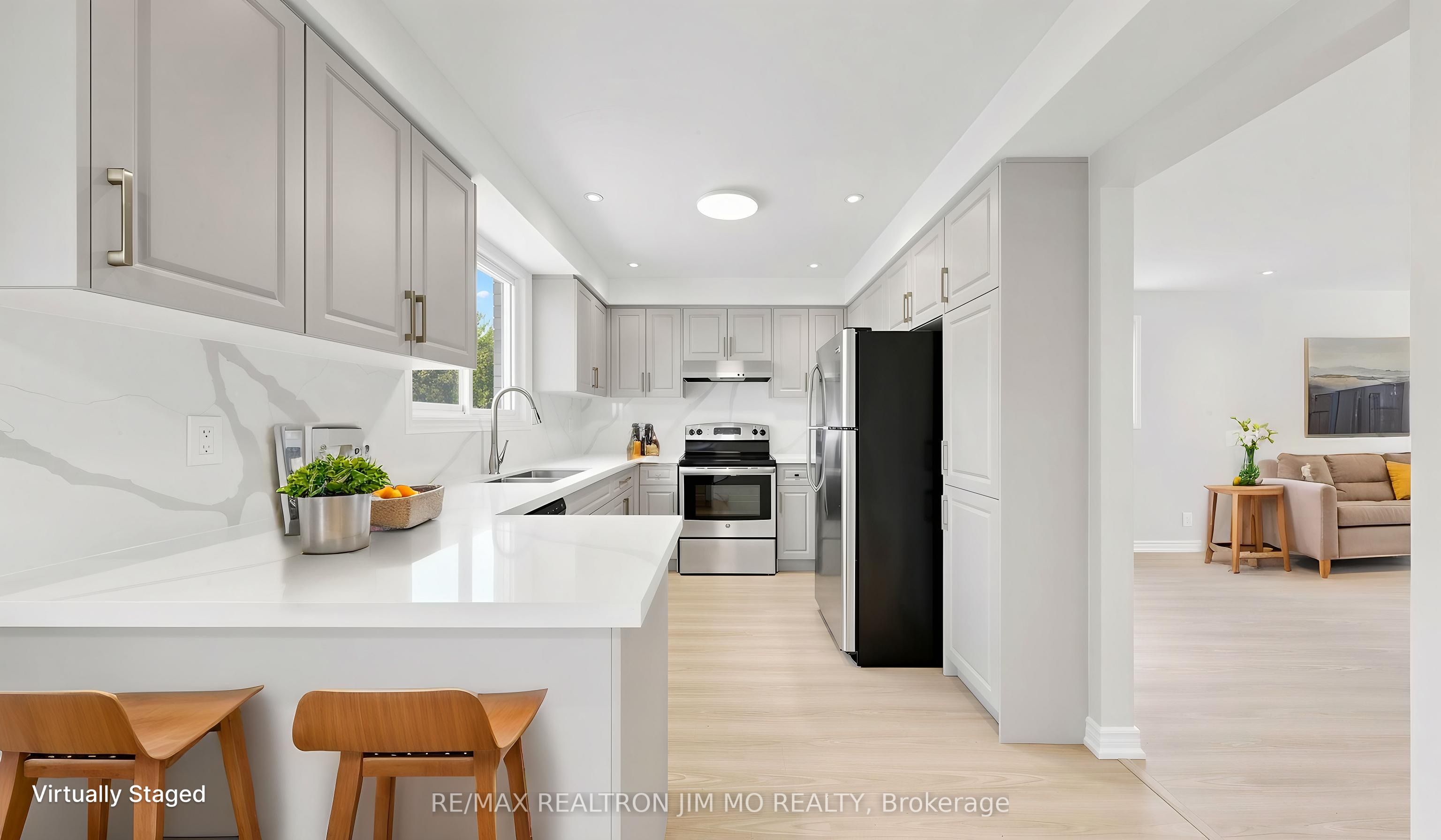 162 Biscayne Boulevard Property Photo 8