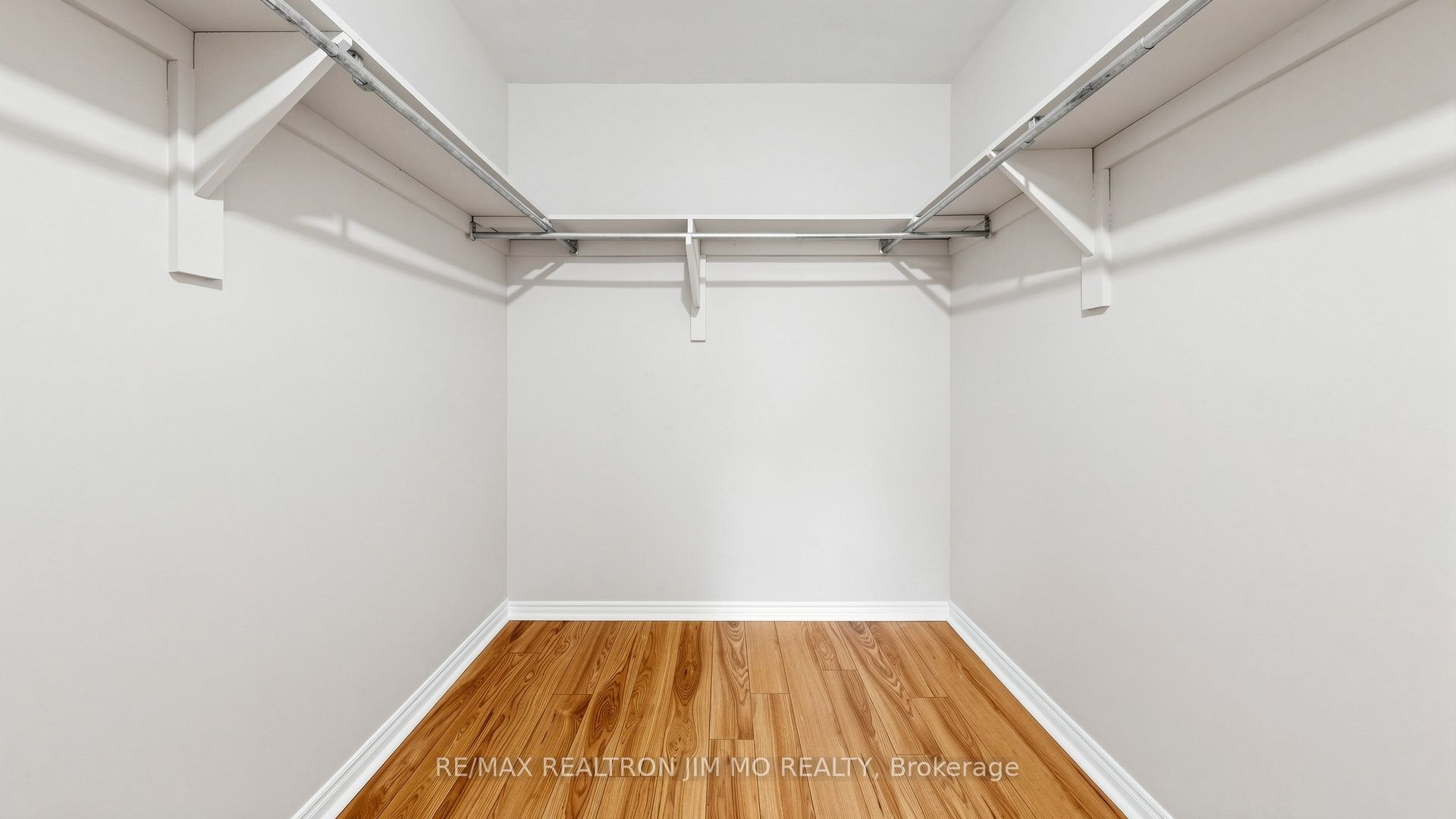 162 Biscayne Boulevard Property Photo 18