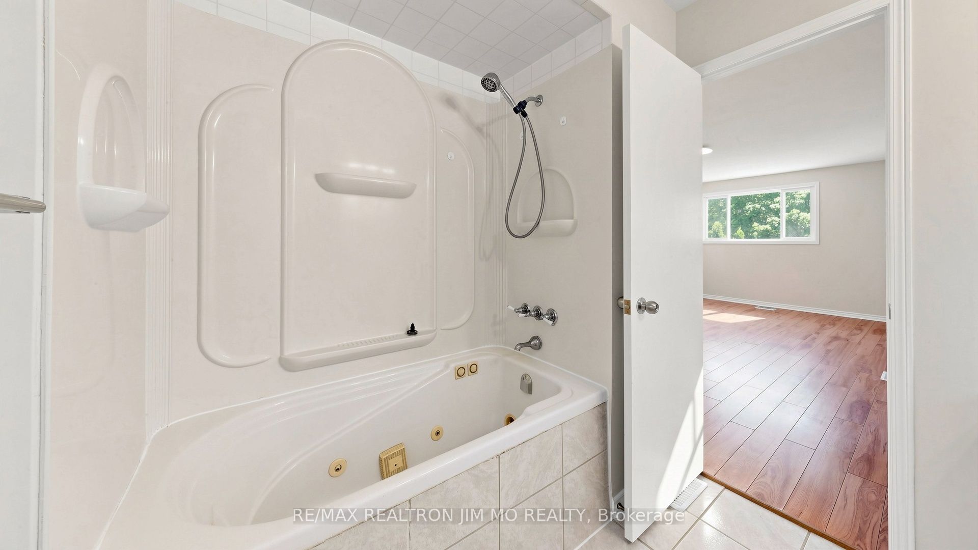 162 Biscayne Boulevard Property Photo 20