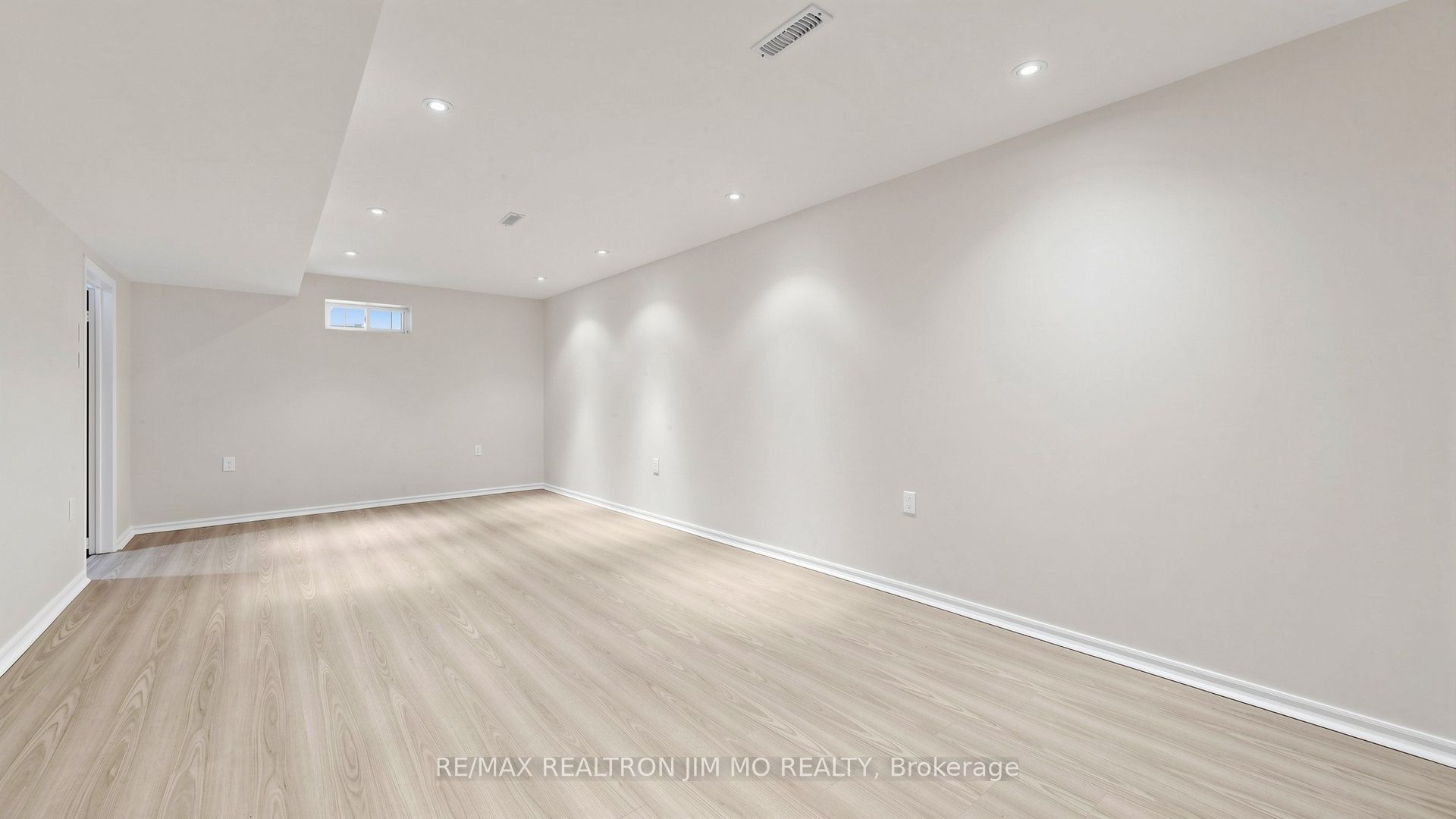 162 Biscayne Boulevard Property Photo 30