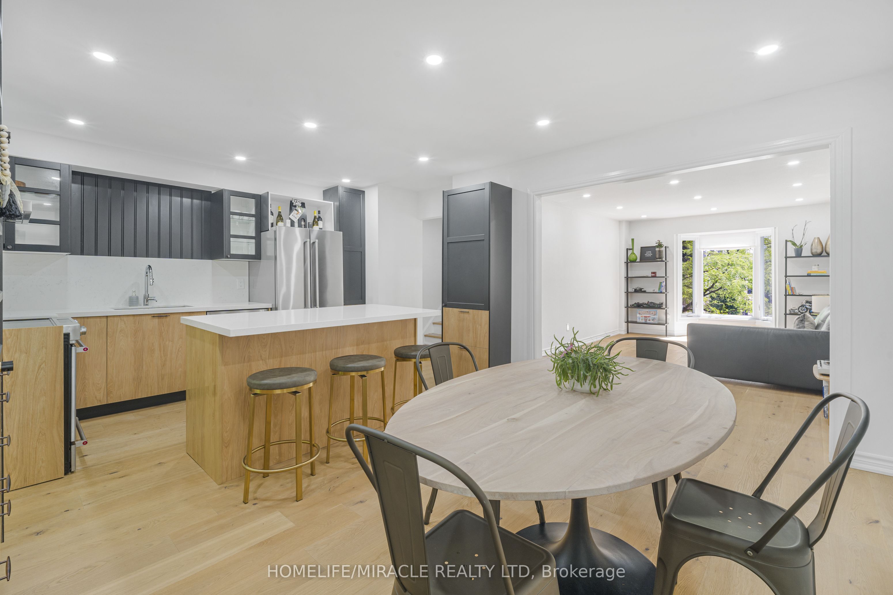 210 Royal Orchard Boulevard 51 Property Photo 19