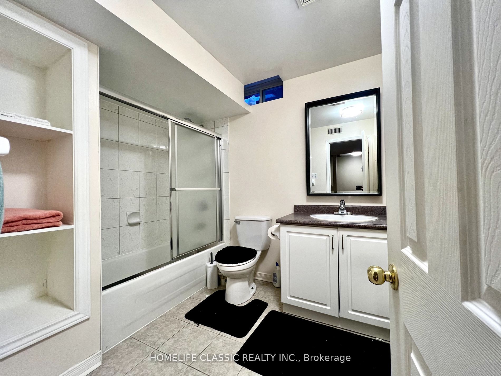 423 Flanagan Court Lower Property Photo 12