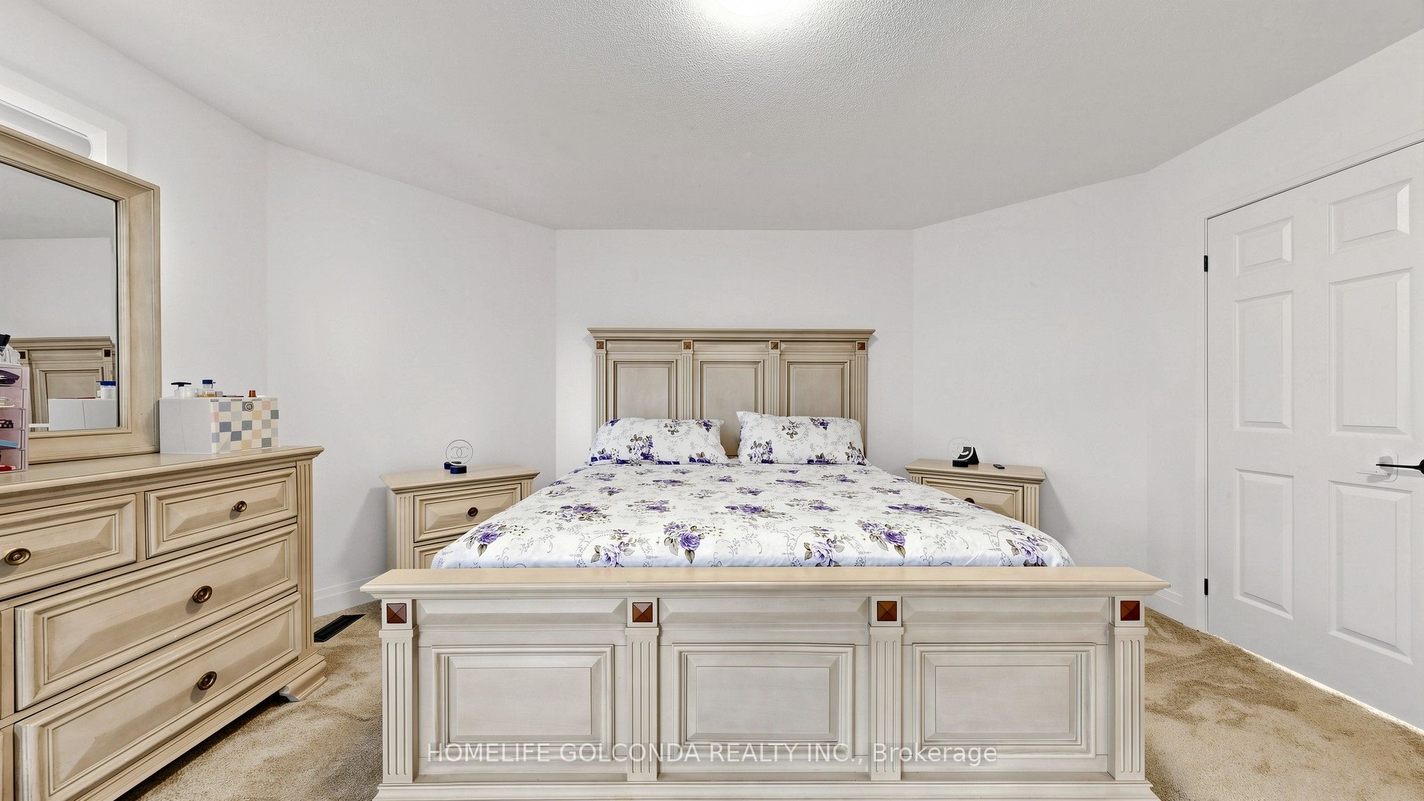 1304 Vincent Crescent Property Photo 23
