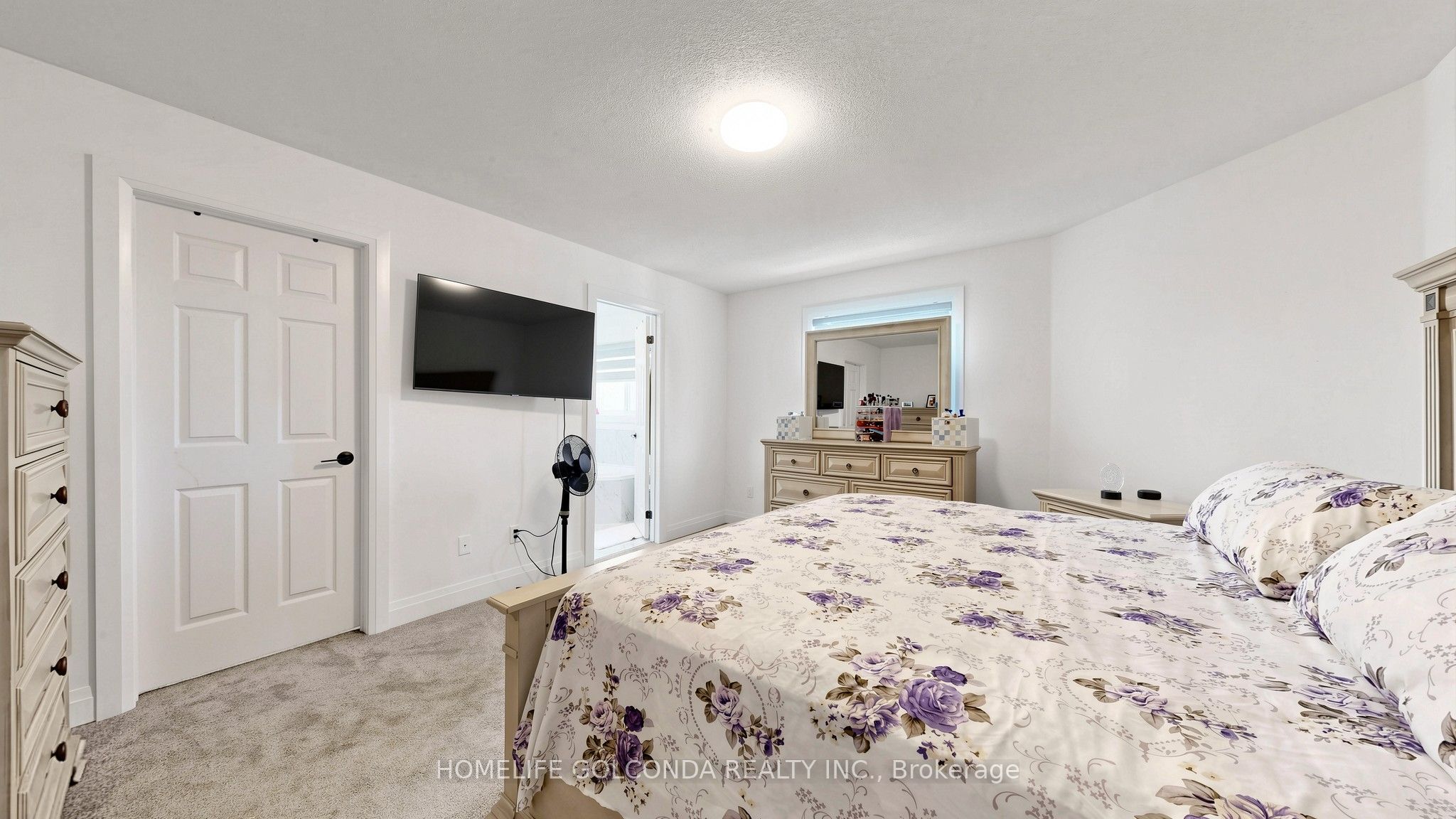 1304 Vincent Crescent Property Photo 24
