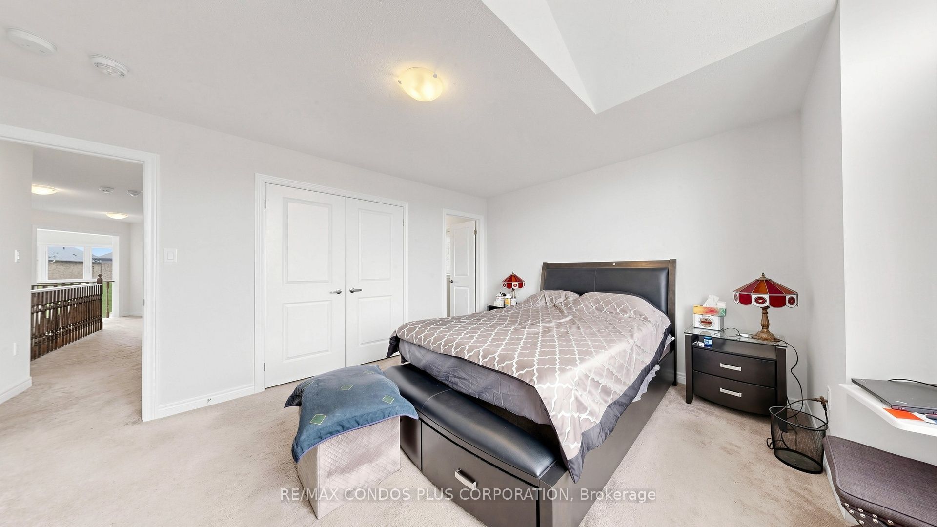 951 Larter Street Property Photo 37