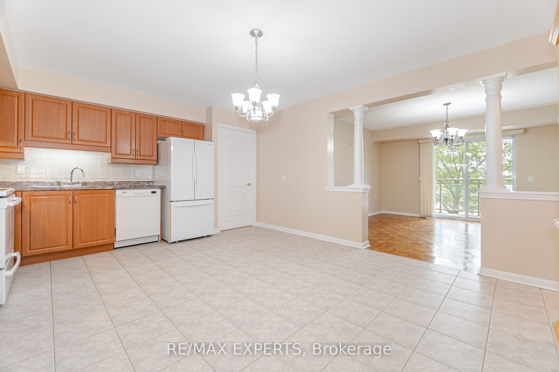 2502 Rutherford Road 216 Property Photo 11