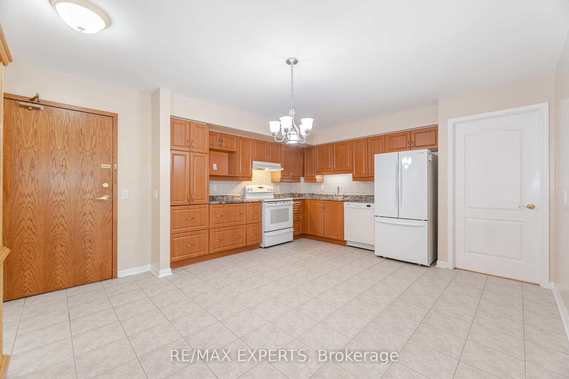 2502 Rutherford Road 216 Property Photo 12