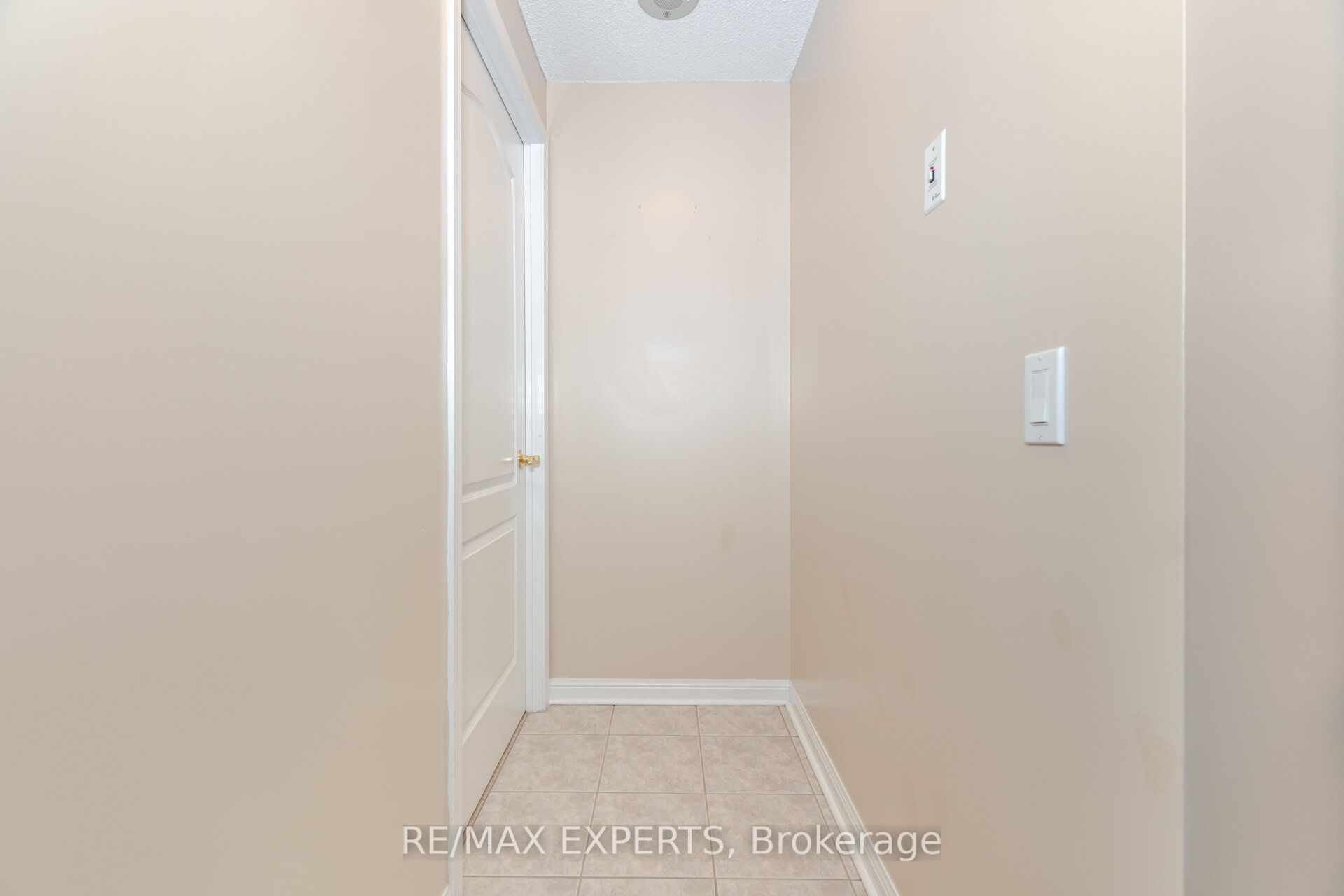 2502 Rutherford Road 216 Property Photo 29