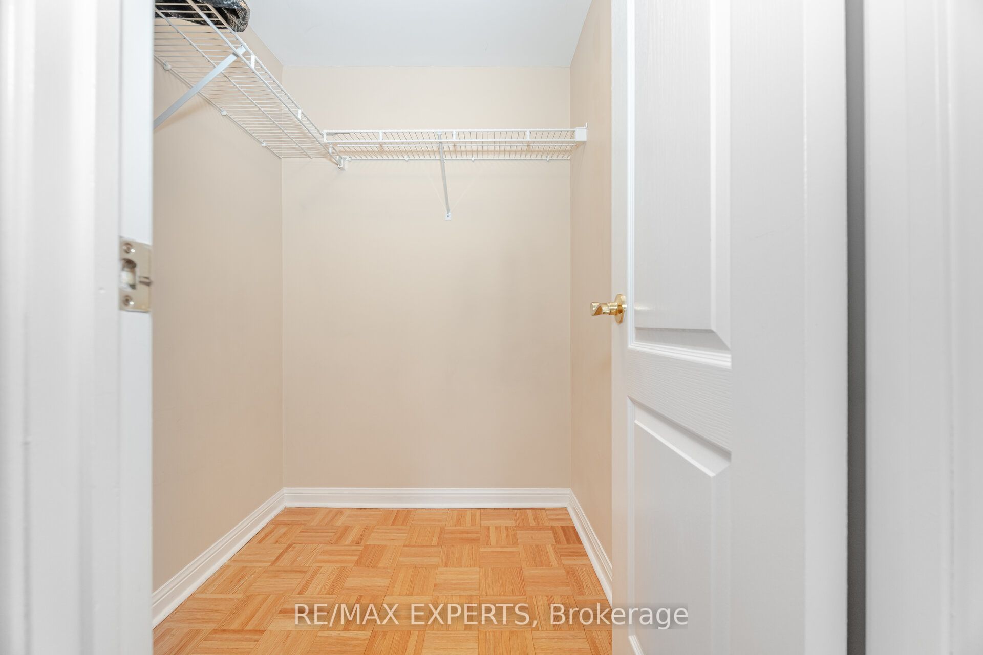2502 Rutherford Road 216 Property Photo 33