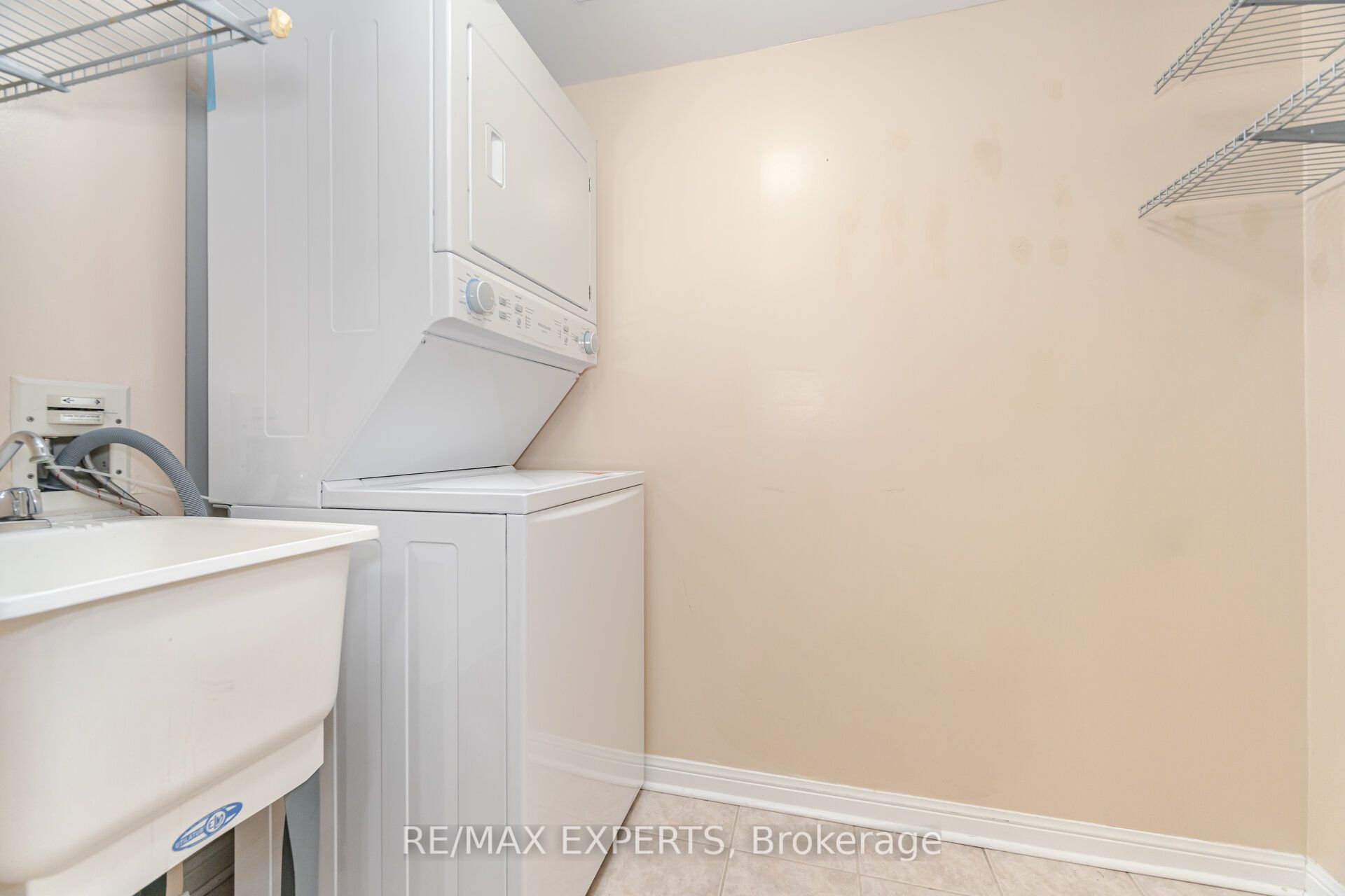 2502 Rutherford Road 216 Property Photo 36